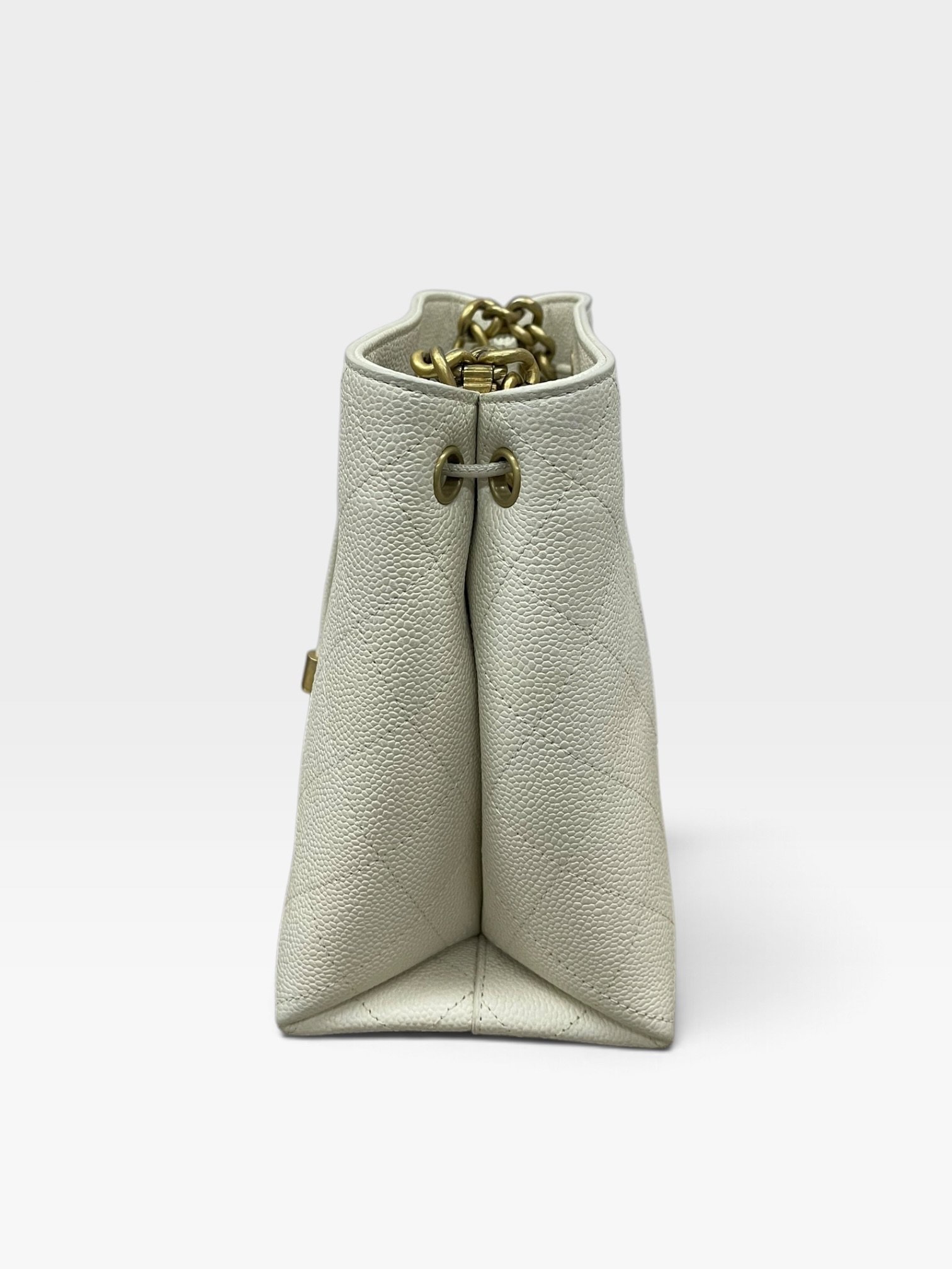 Pre-Owned CHANEL Caviar Bag/ Product Code: 101102