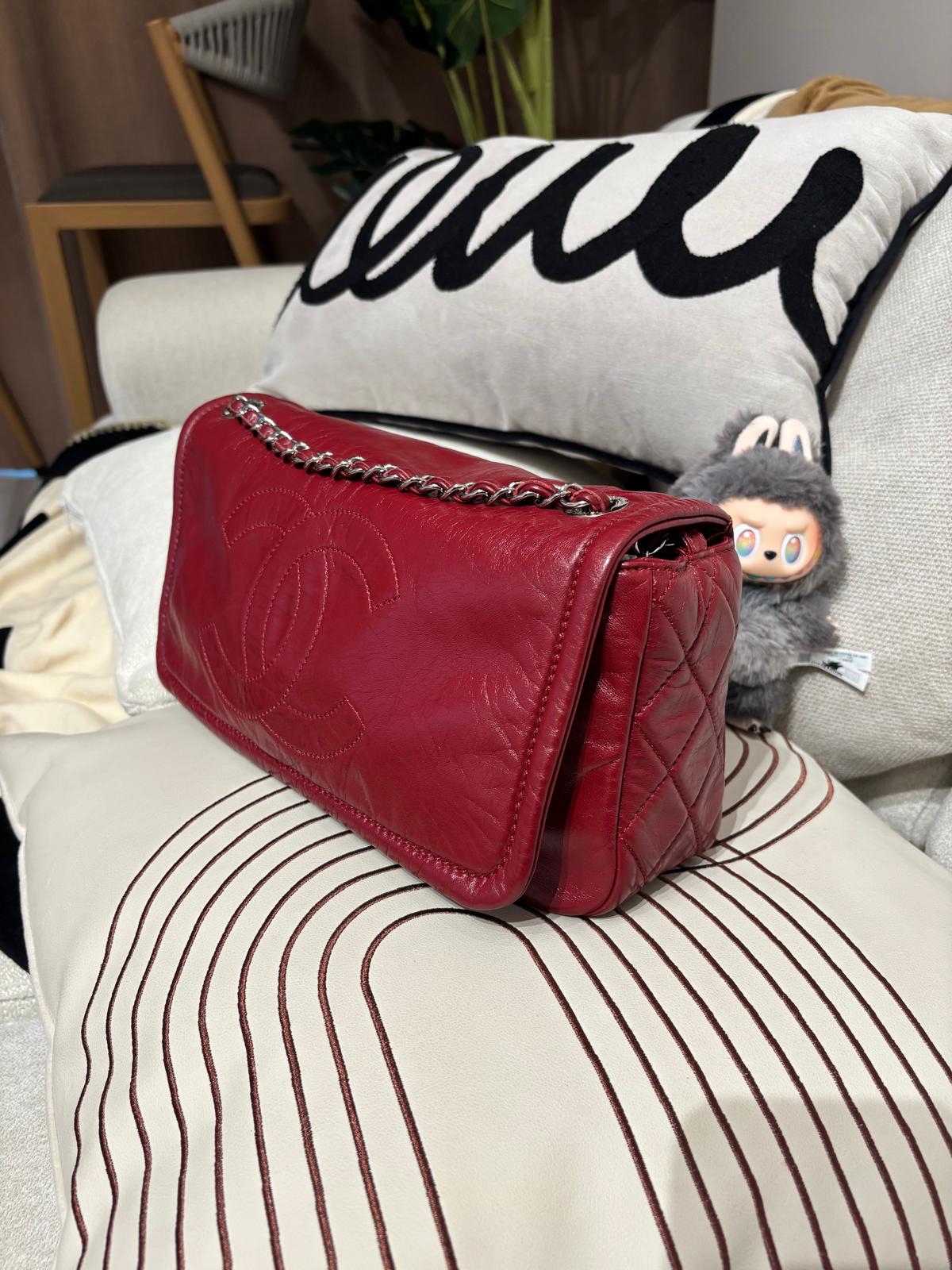 Chanel Flap Shoulder Bag 100%Authentic, 95%New ✅Card✅Dust bag