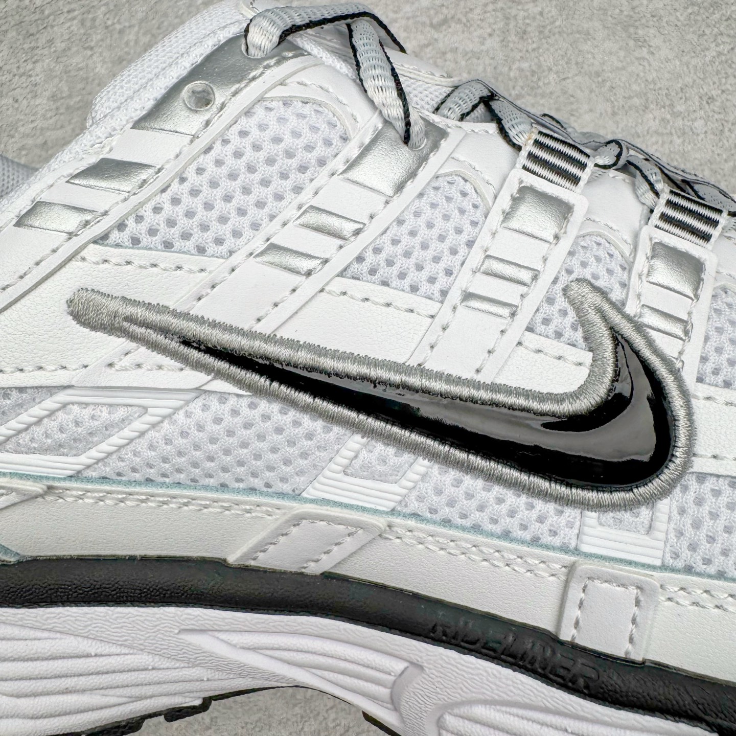 Nike P-6000 CD6404-107 