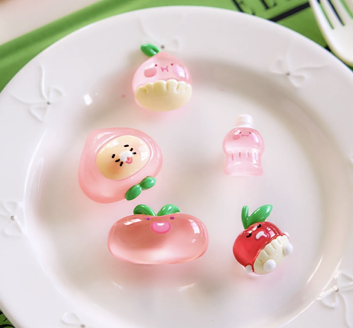 Kakao Friends Apeach洞洞配飾