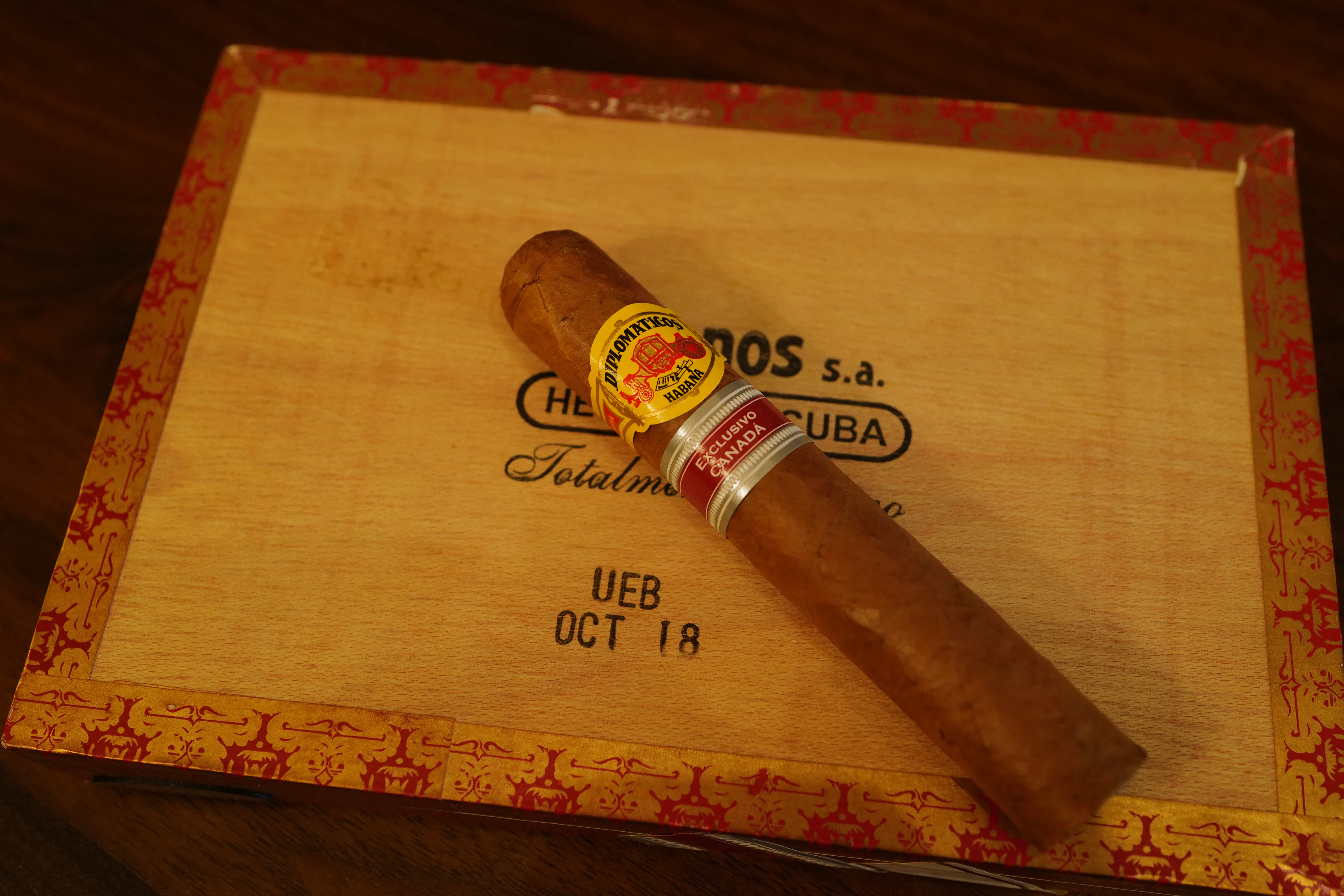 Diplomáticos Norteños Edición Regional Canadá 2018 (外交官 北部人 加拿大 地區限定版 )