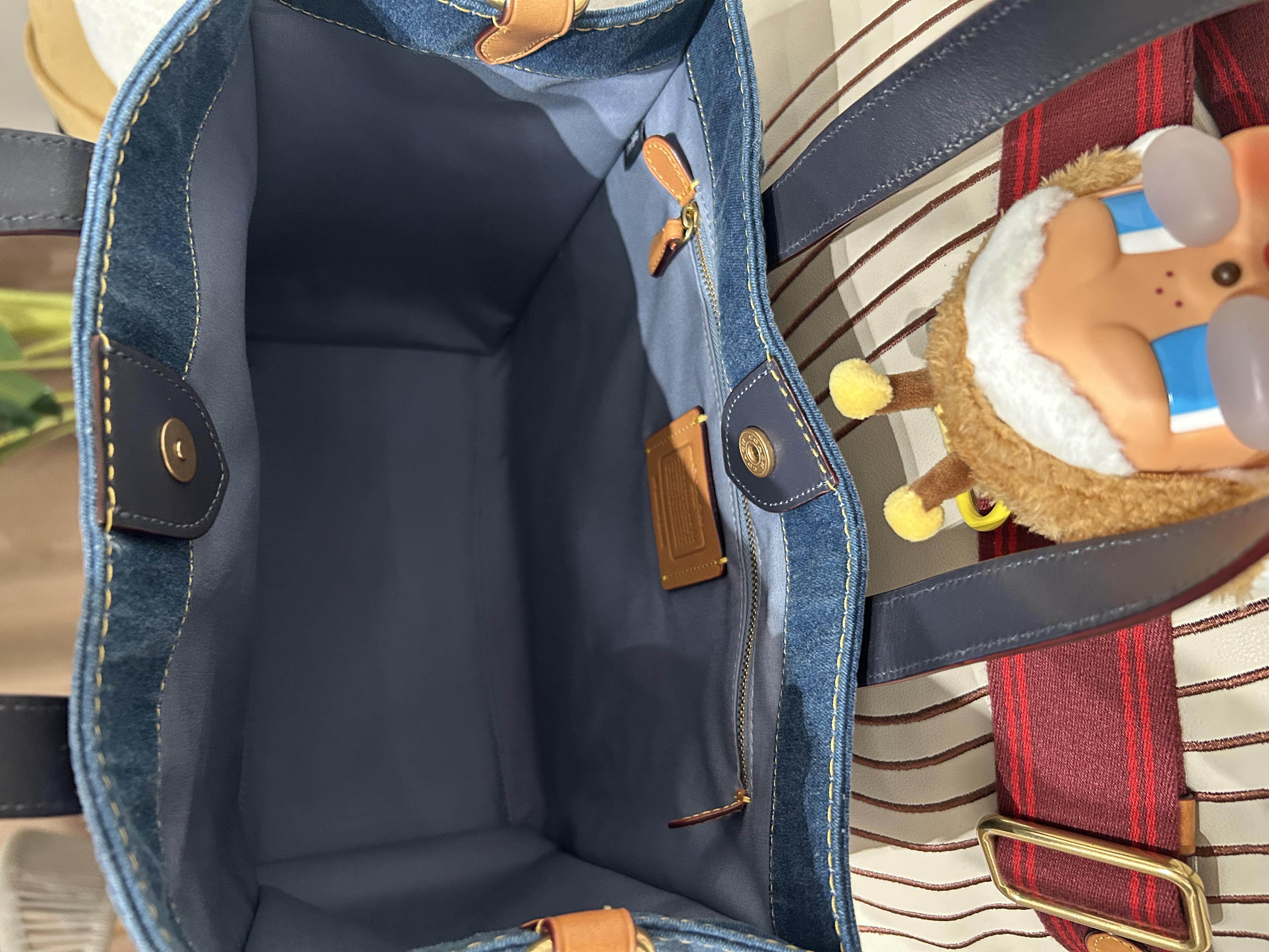 Coach Denim 2Way Tote Bag 100%Authentic, 95%New 