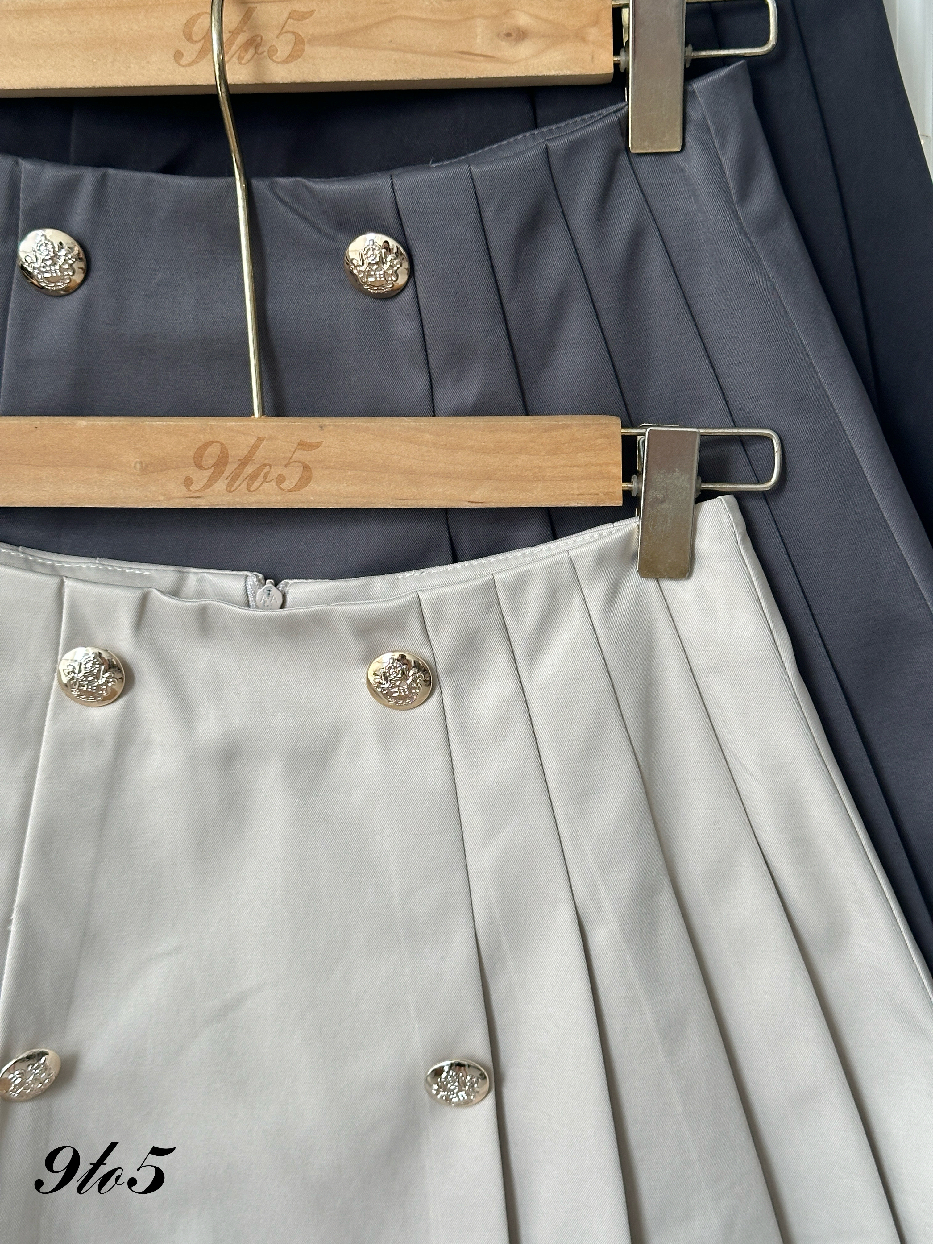 S1908 Short Pleated Skirt - 3 Colors 