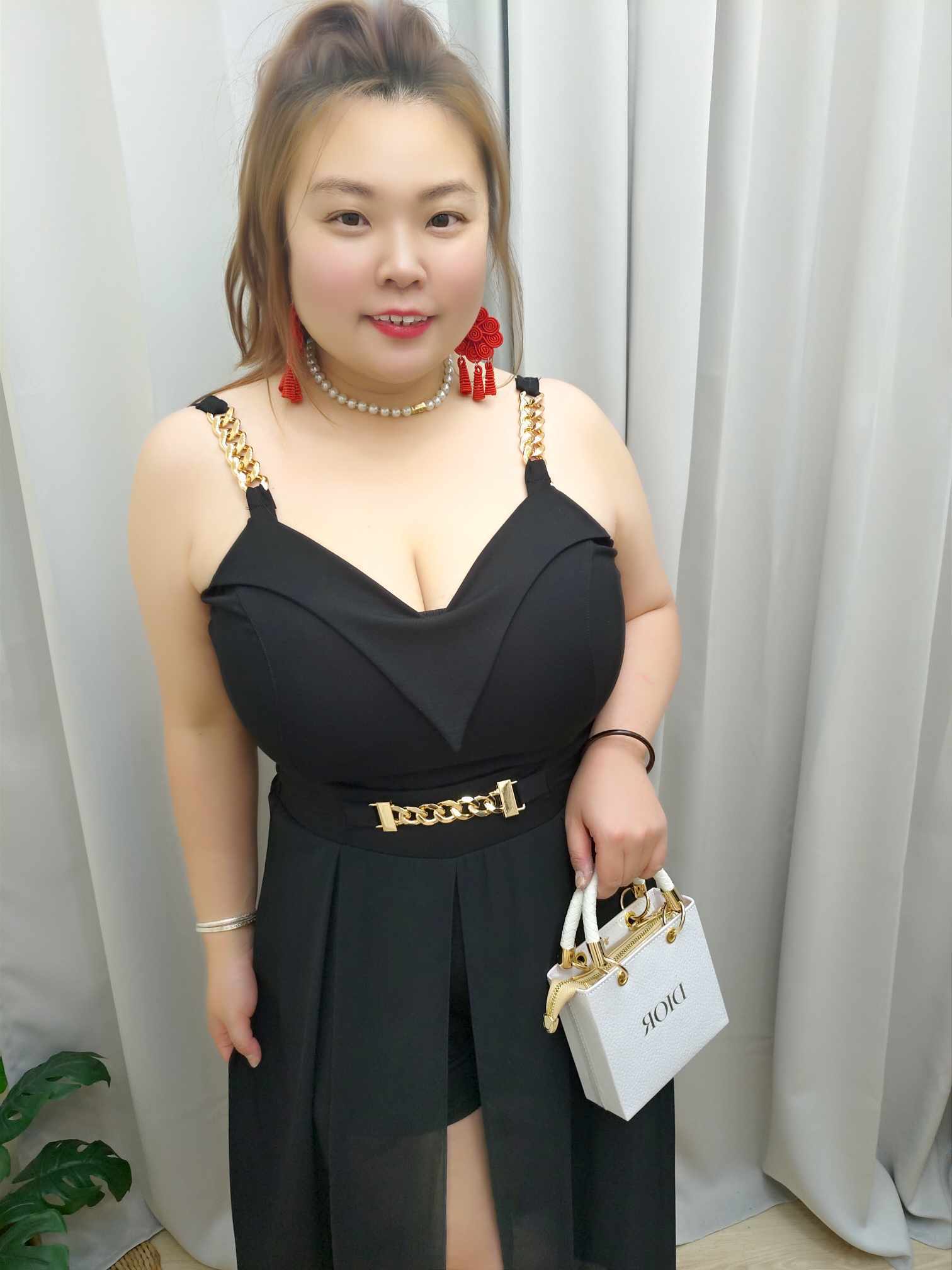 TW#5857 拼链条肩带深V设计款背心