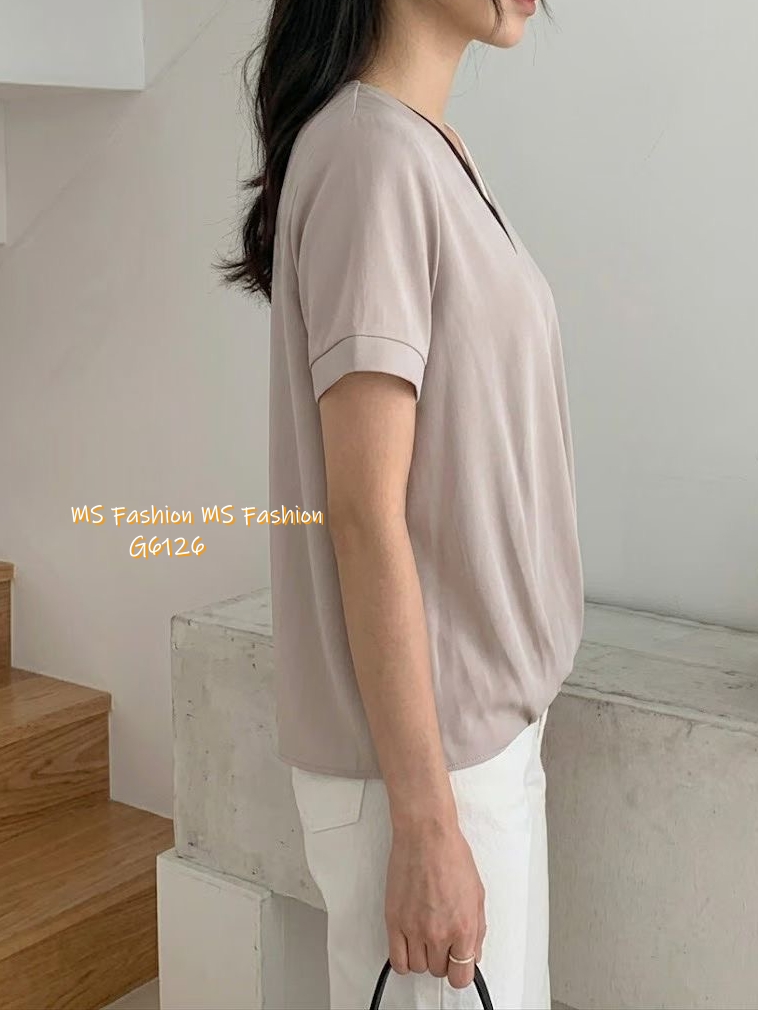 G6126 韓國🇰🇷靚料V領拼邊top