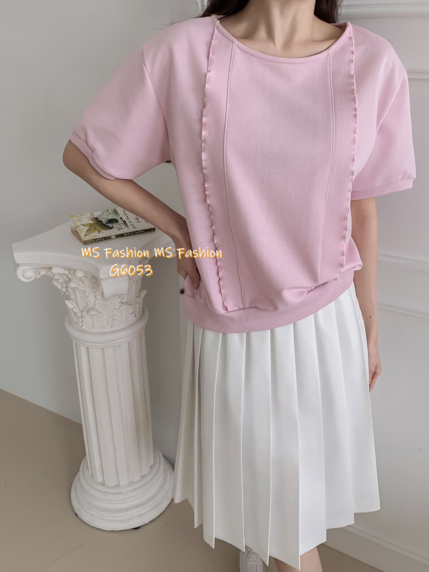 G6053 韓國🇰🇷淨色木耳邊top