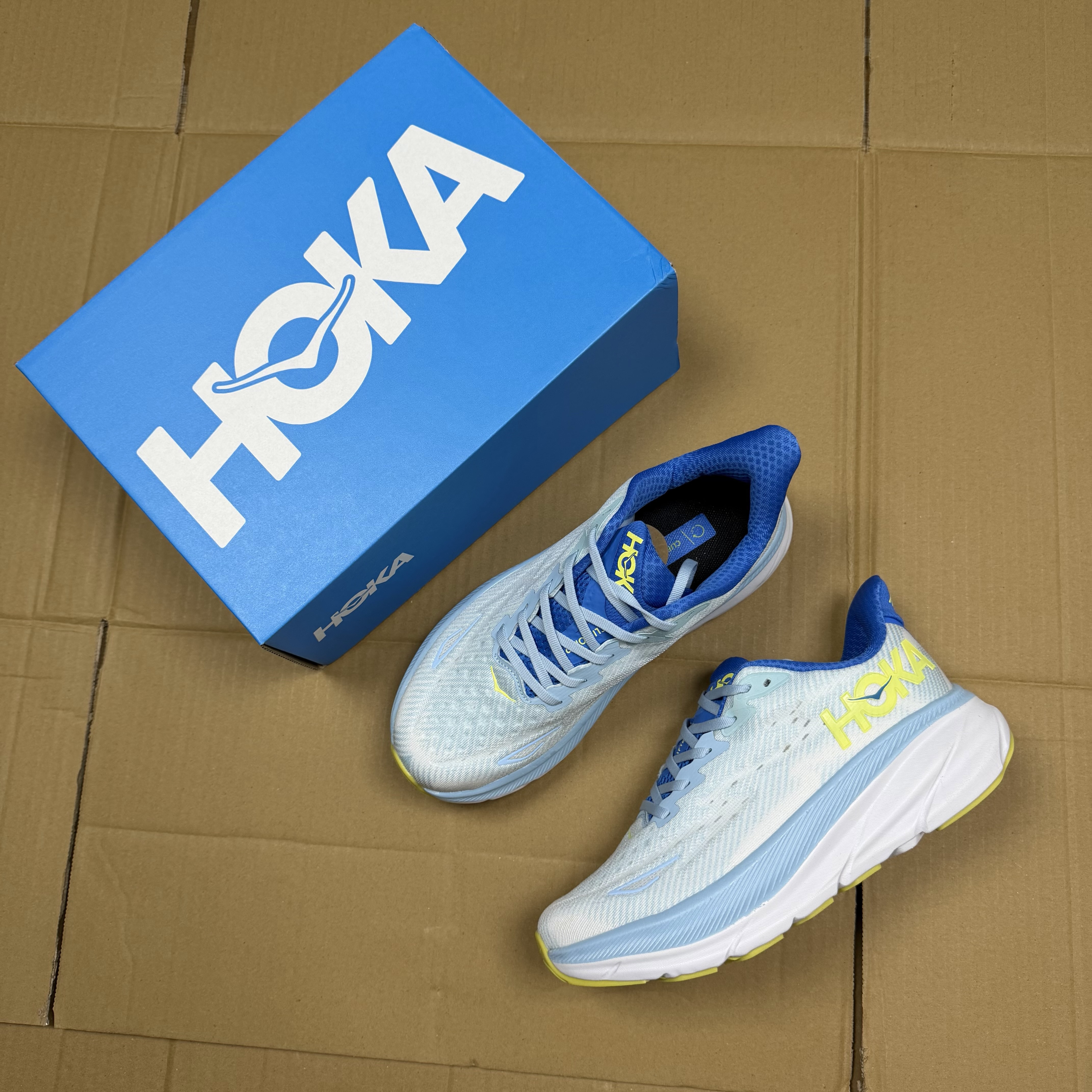 Hoka Clifton 9