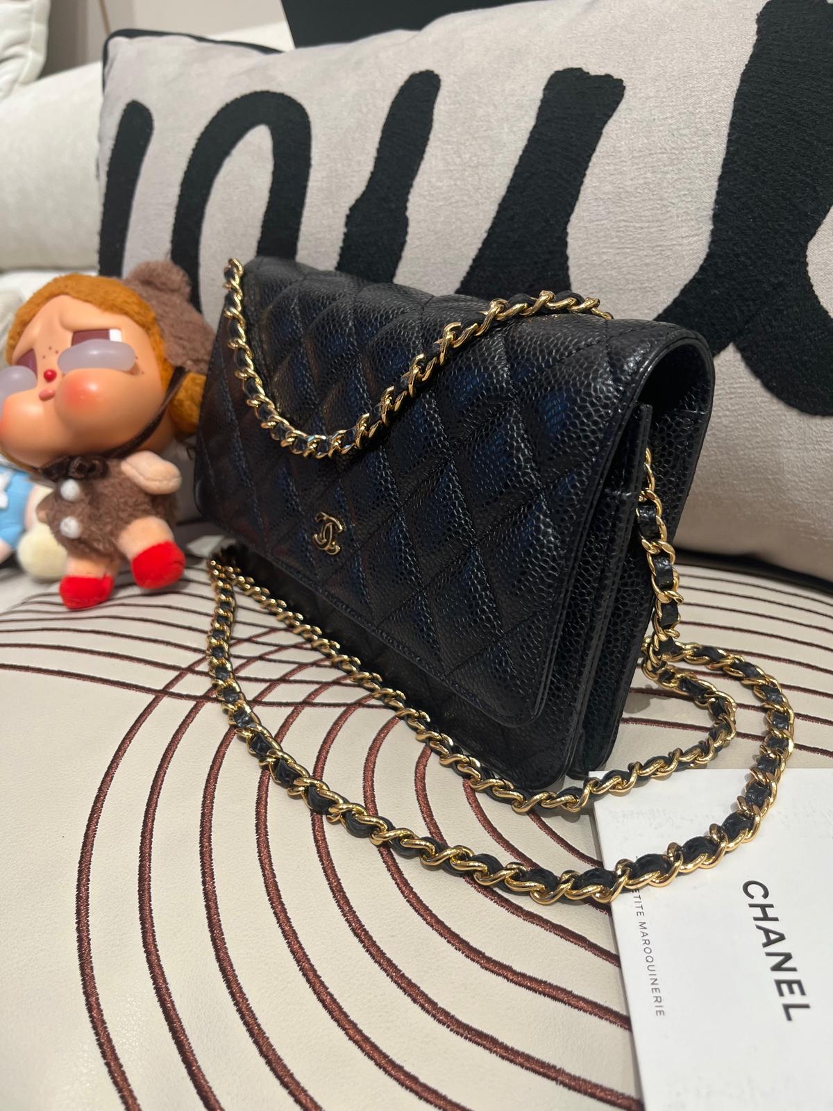 Chanel wallet on chain 荔枝牛皮金鏈 100%Authentic ,98%new ✅ 29CARD ✅dust bag✅box
