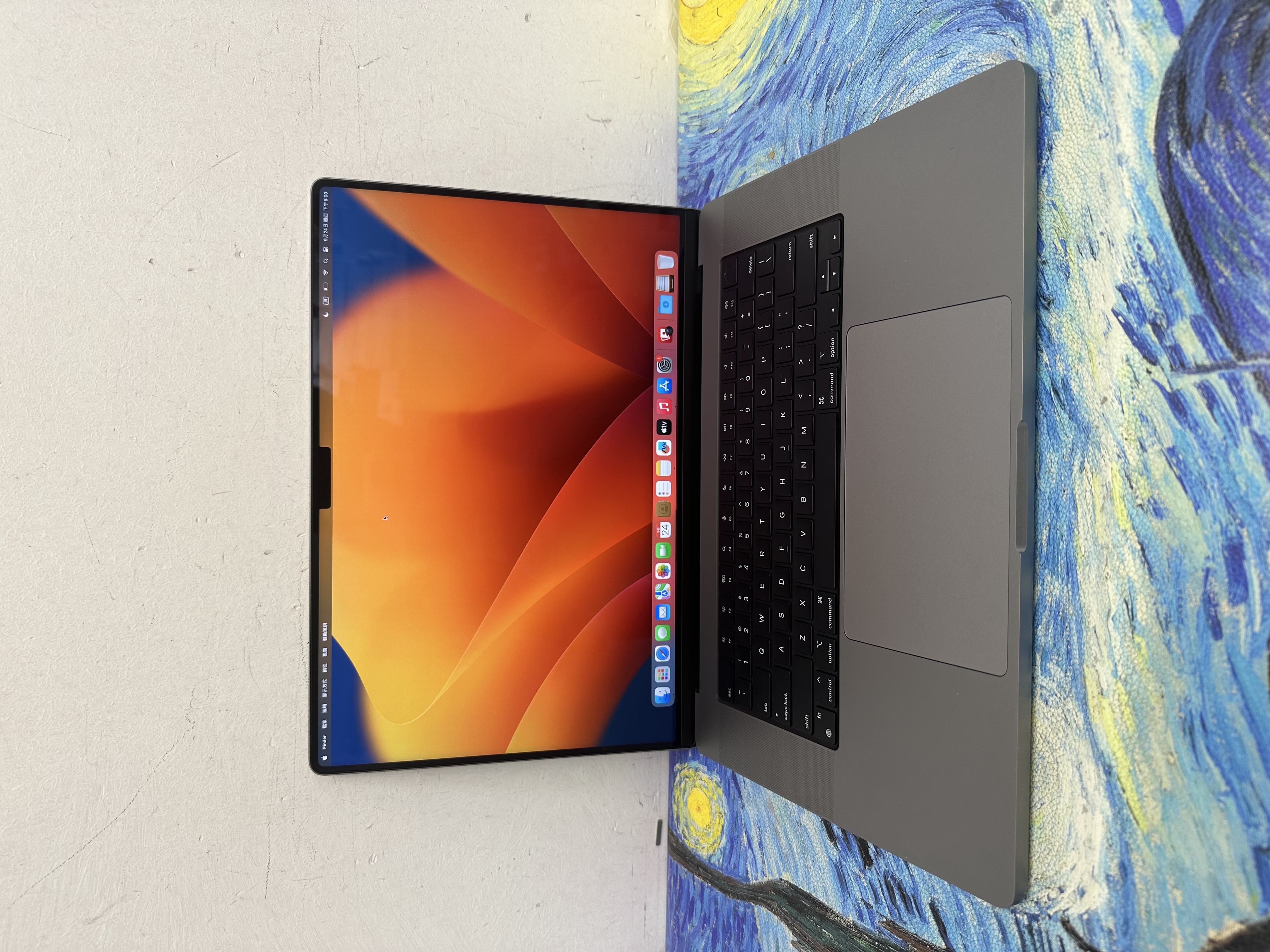 #6185 未使用品 APPLE  MacBook Pro 2022/M2 Pro CPU/32GB Ram/2TB SSD/19核心GPU/12核心 CPU/Liquid Retina XDR Mon/16寸/太空灰 / Gaming Laptop / Notebook / Laptop / PC / Movie / Netflix / Premium/