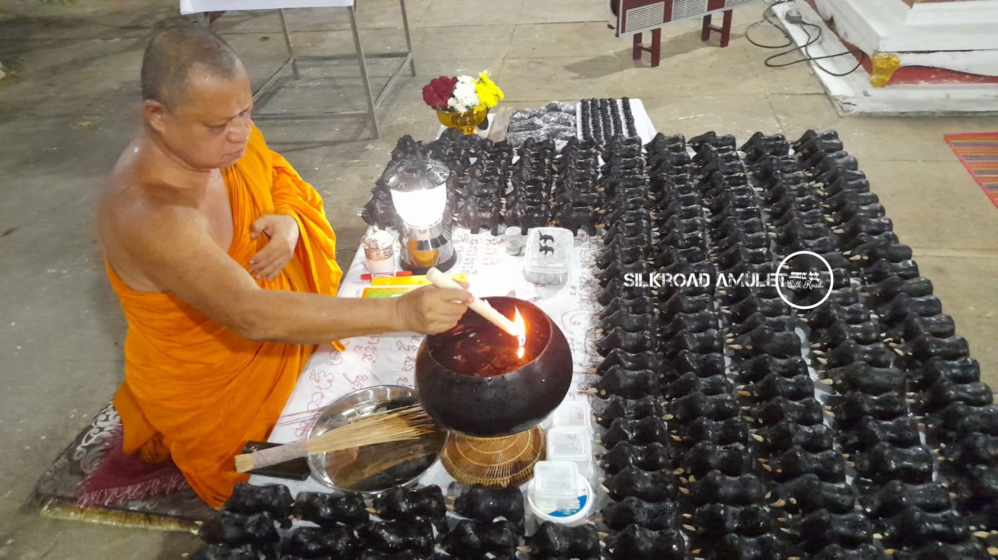 具有反彈符管力量的弓箭牛🪞🦬🏹 龍婆披贊 佛曆2565  派也告勒達辣夢冠  第一期  弓箭牛 附全高清防水殼｜師父親寫四大元素符