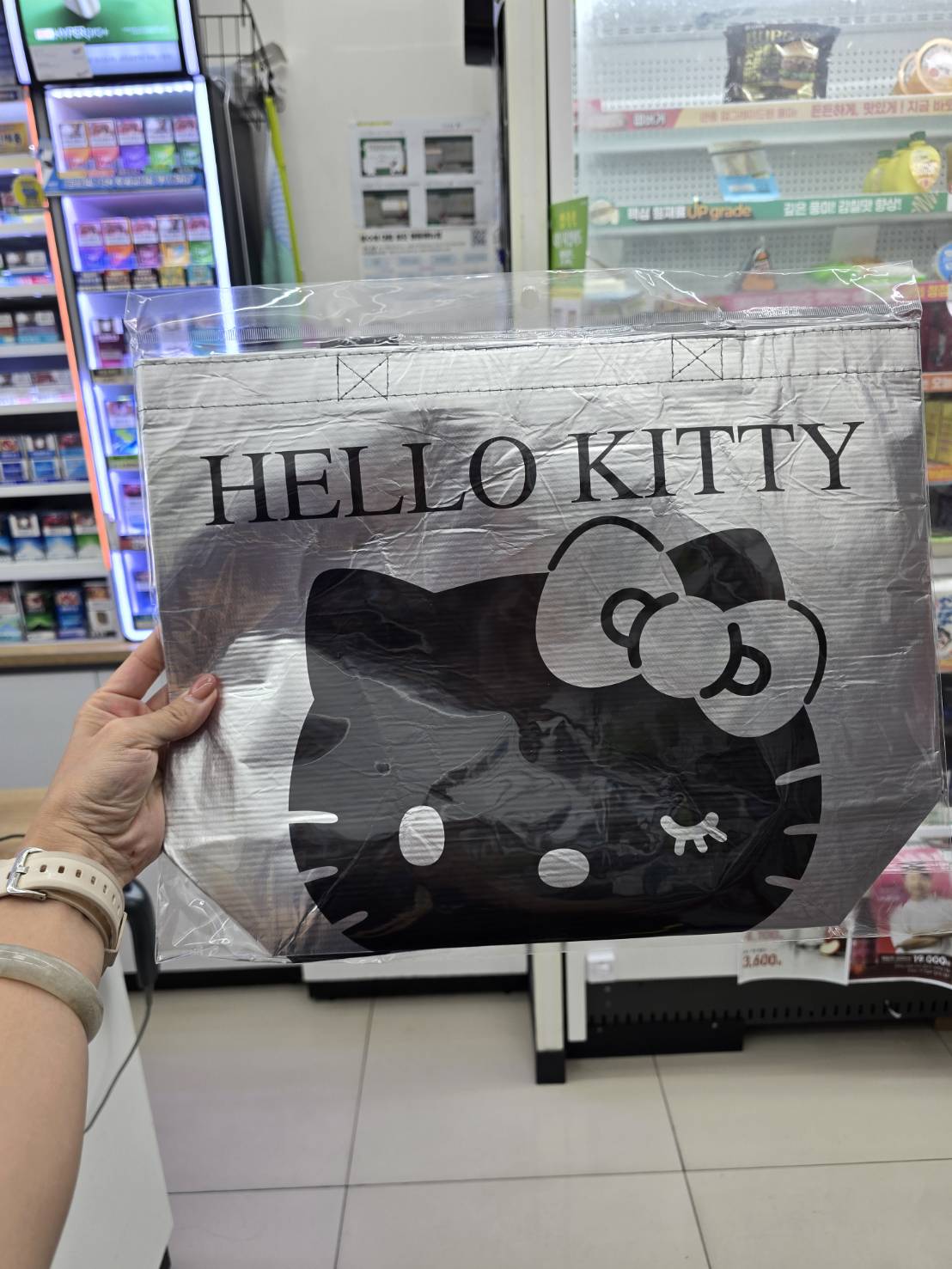 韓國 7-11 ✕ Sanrio 乘聯Hello Kitty 便攜摺疊 環保袋 5款任選
