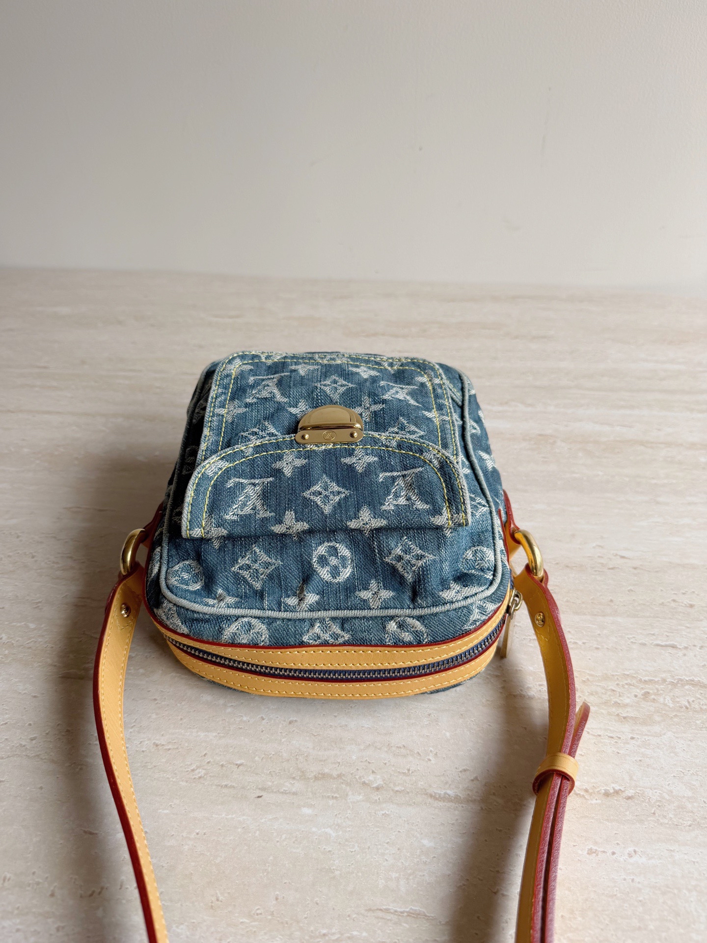 【預訂貨品】LV丹寧牛仔藍老花相機包