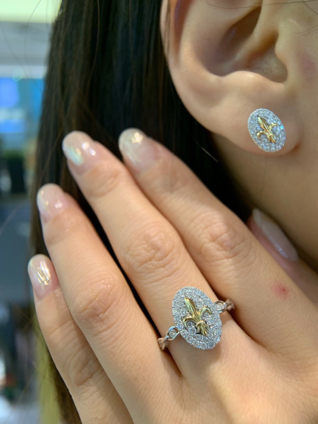 18K Diamond Earrings 