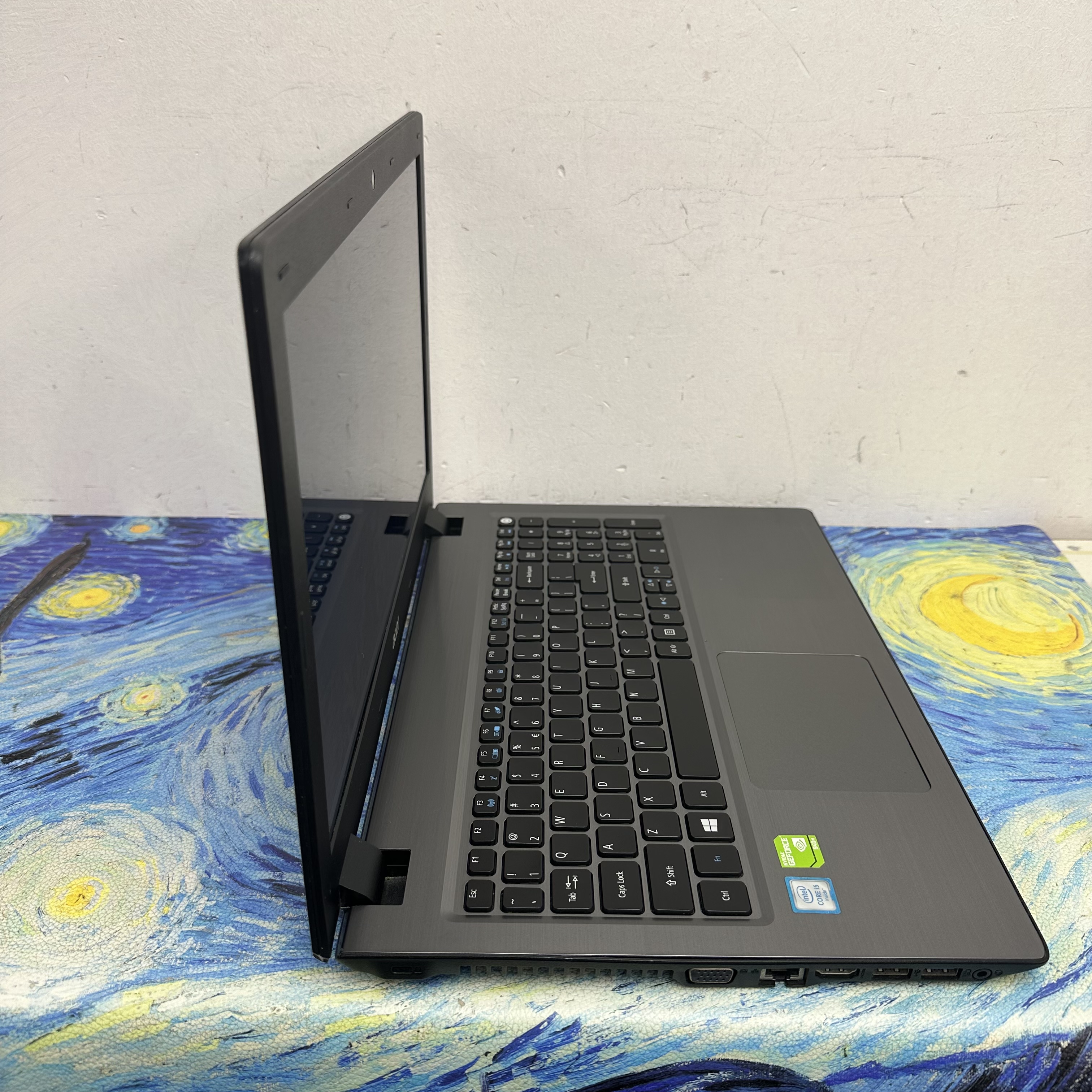 Acer Aspire V i5-6200U/16GB Ram/512GB SSD/ Laptop /Notebook / Gaming/ Movie /Netflix/文書機 / Office / 獨立顯示卡/ PC / Gaming 