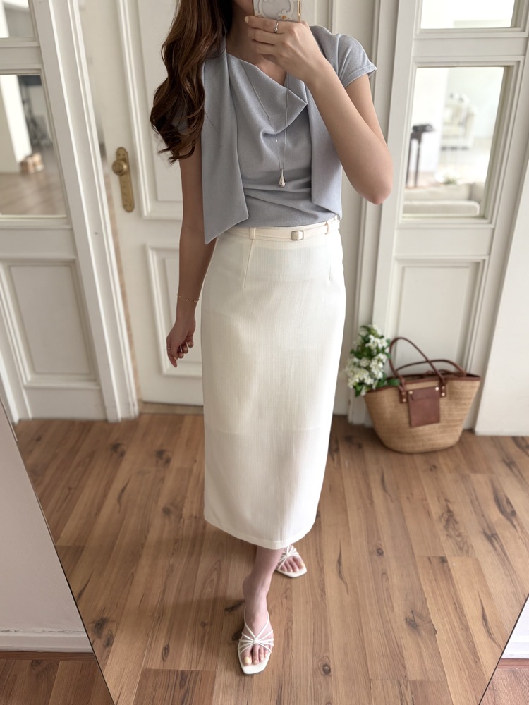 The Belted Straight Skirt (Ivory)