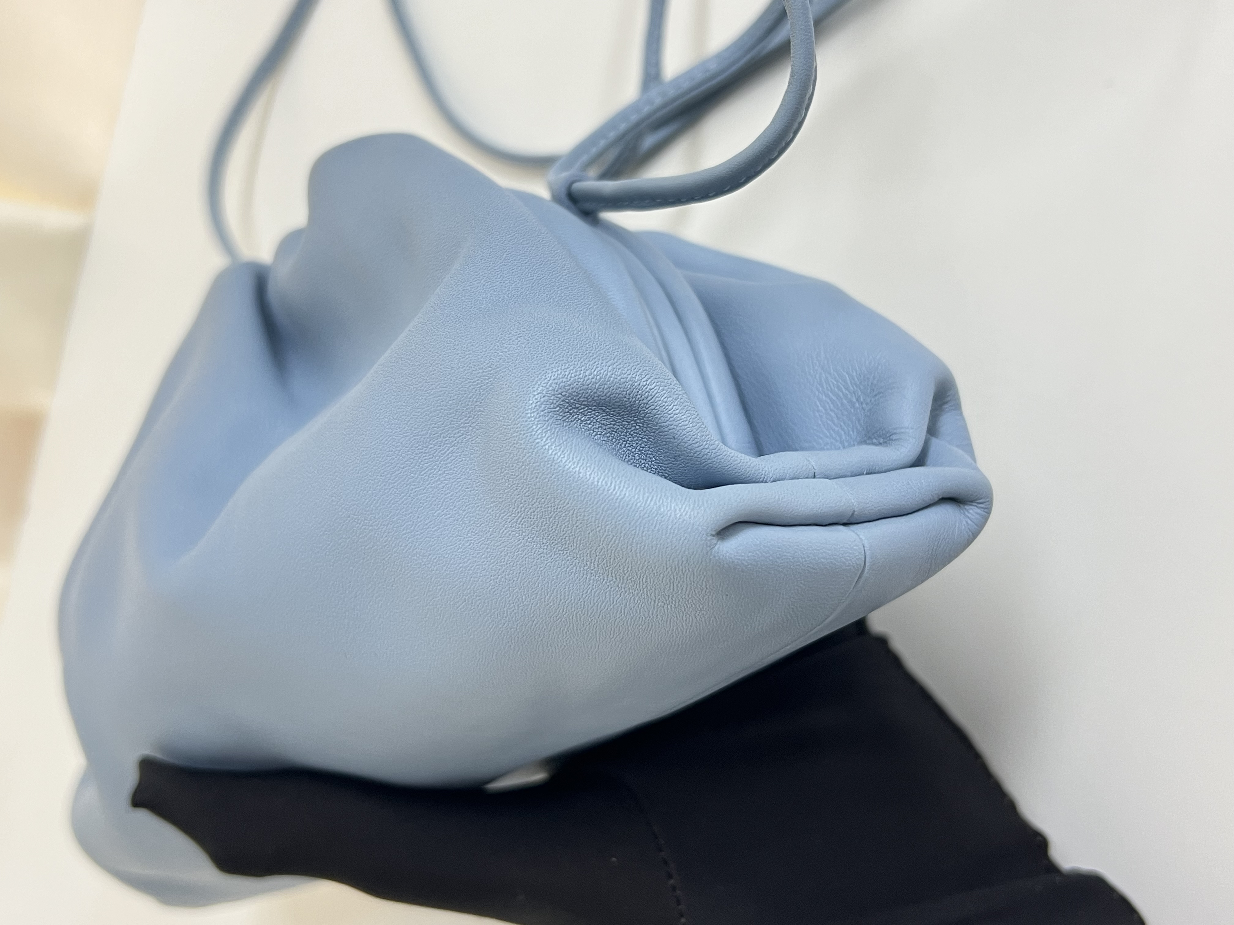 Pre-owned Bottega Veneta Mini Pouch / Product Code: 26012805