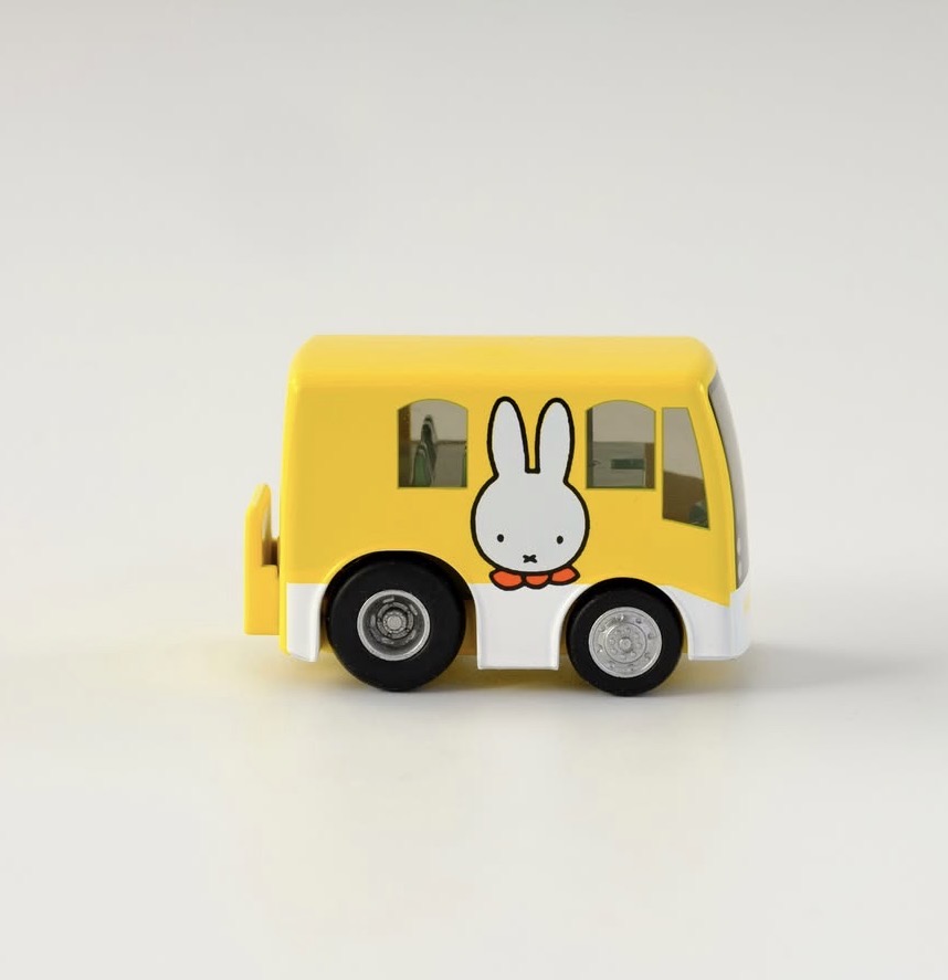 🐰Pre Order  - 🏰 Huis Ten Bosch miffy 巡遊主題Choro-Q巴士車仔限定 ( 📦 大約4月底 ～ 5月中到貨, 若遇到缺貨或其它因素貨期會延遲 ）