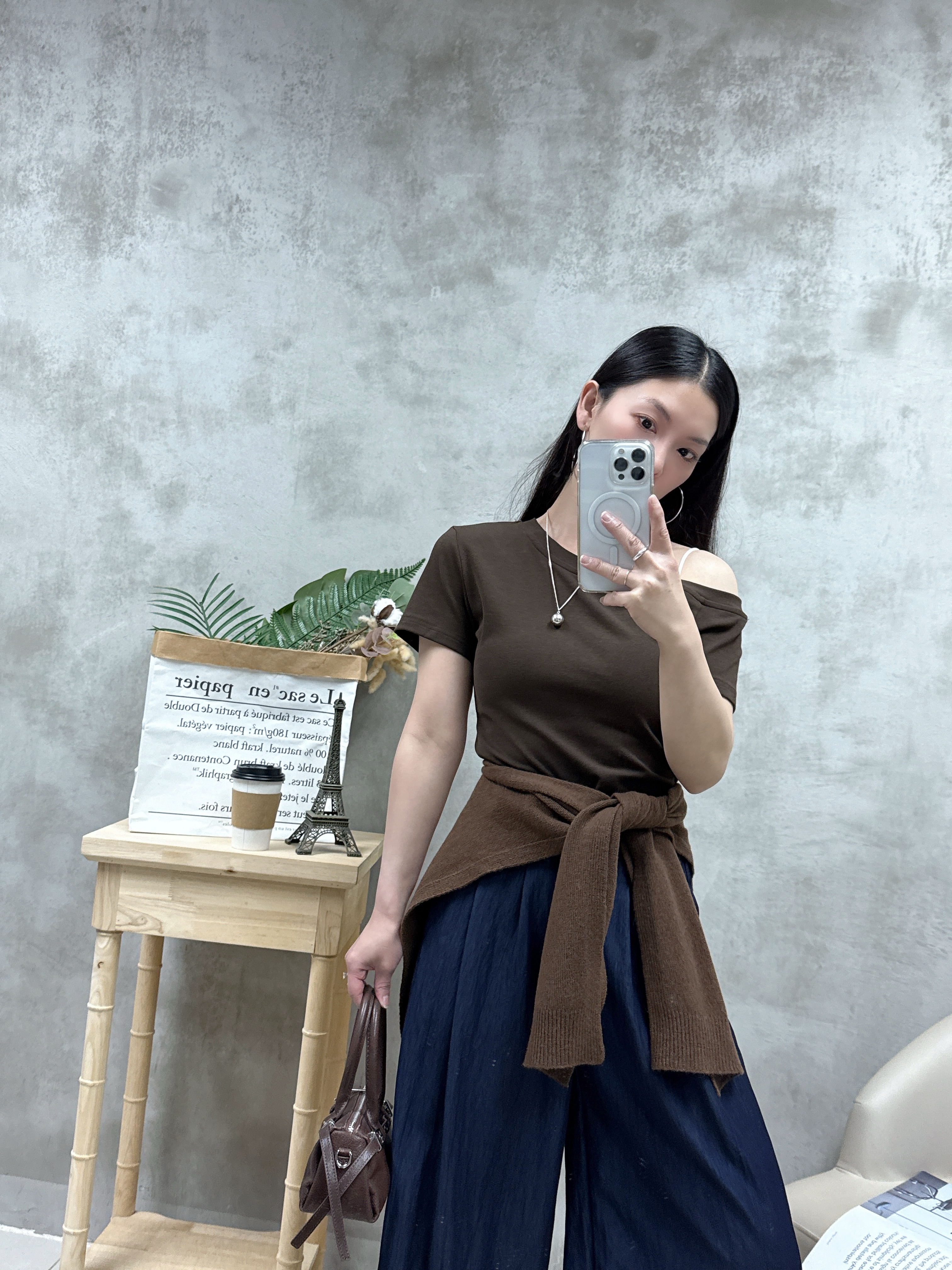 C10 恤衫棉打褶闊褲