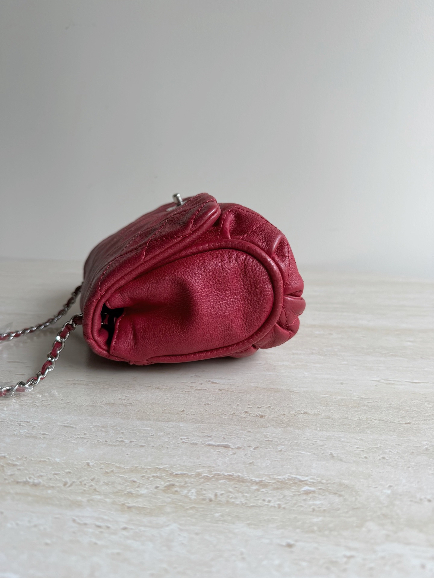 【預訂貨品】Chanel紅色菱格元寶包 