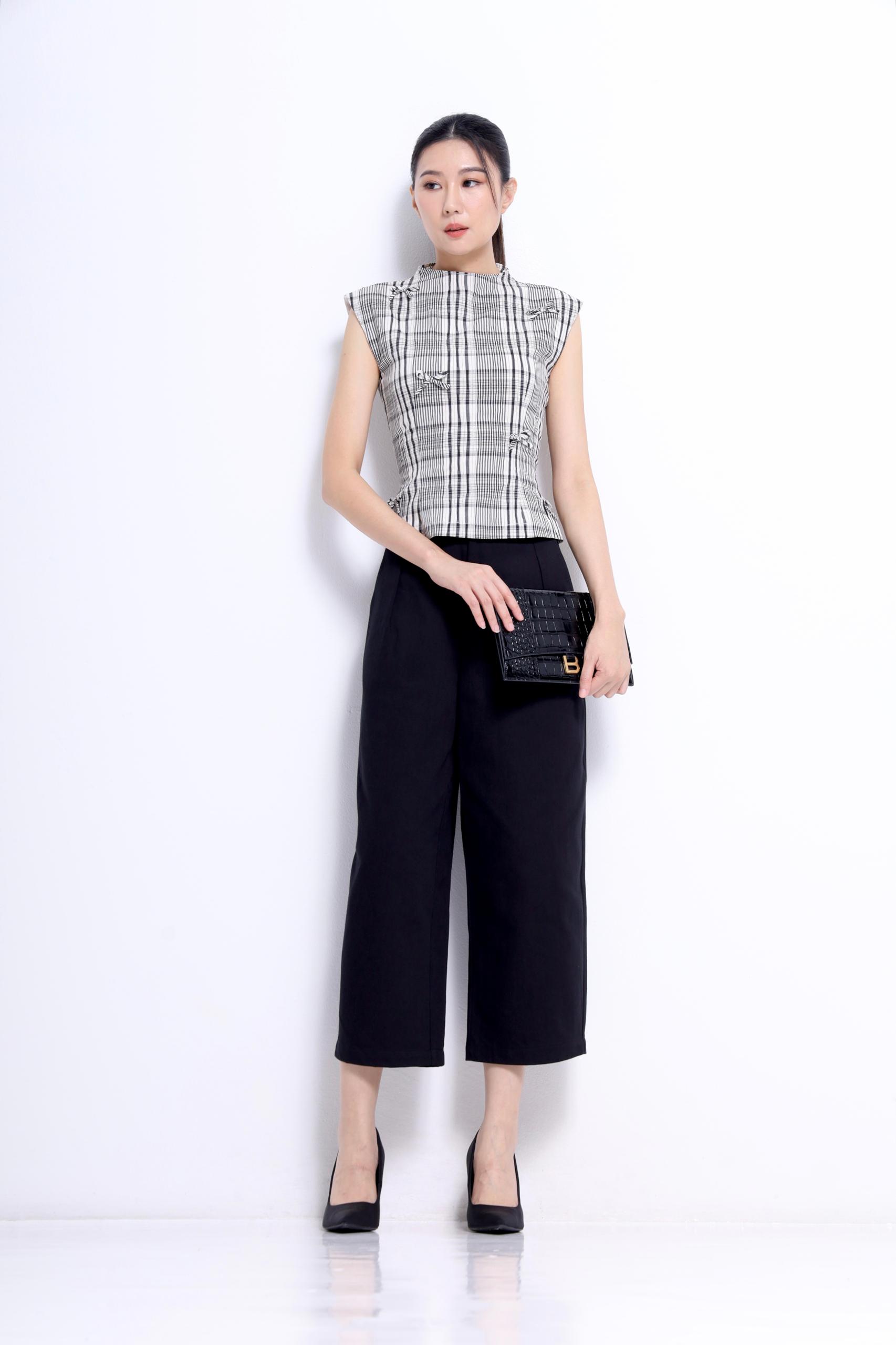 CB2752 Avery Bow Detail Sleeveless Top