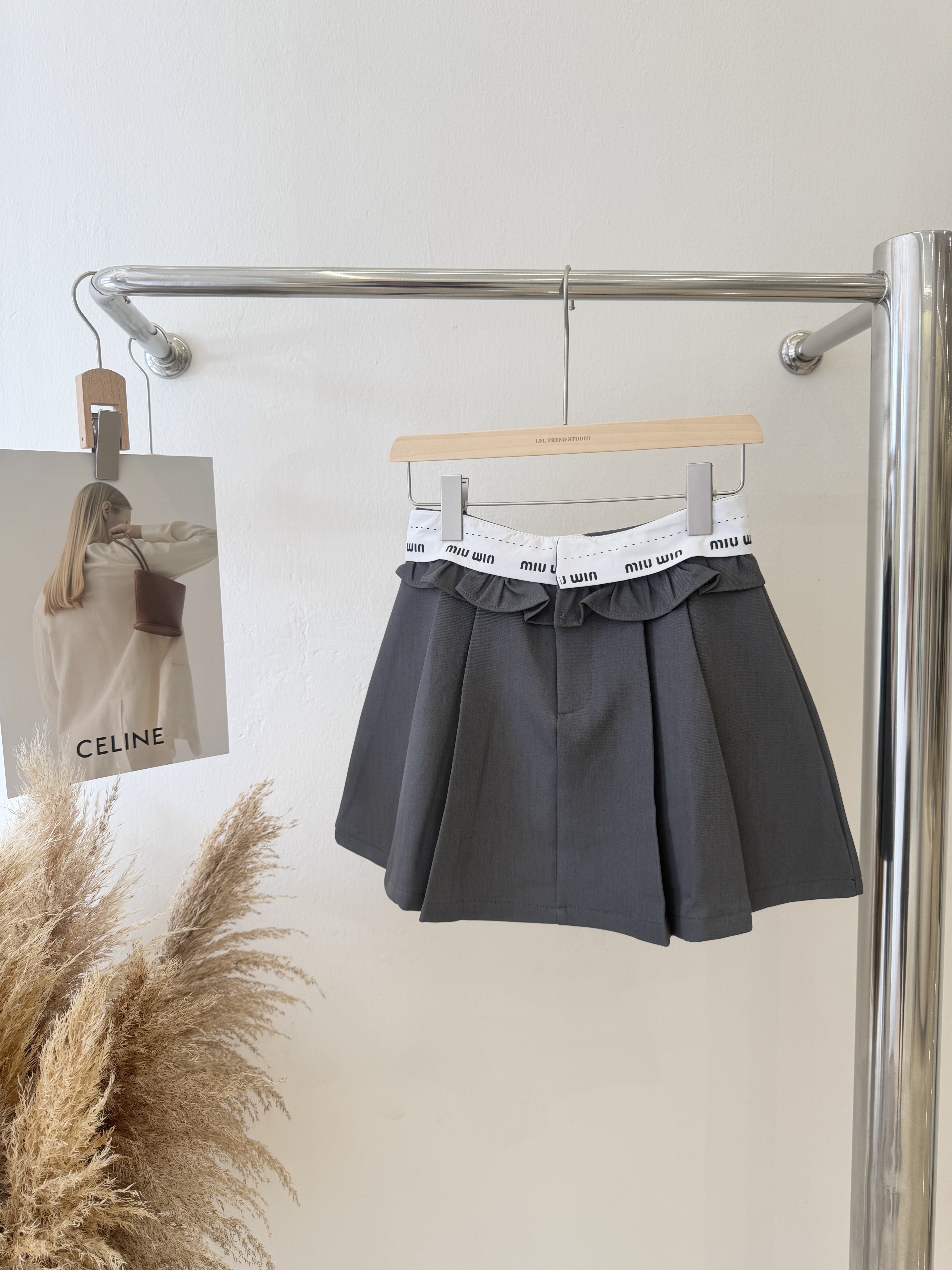 6406 爆款字母百褶裙