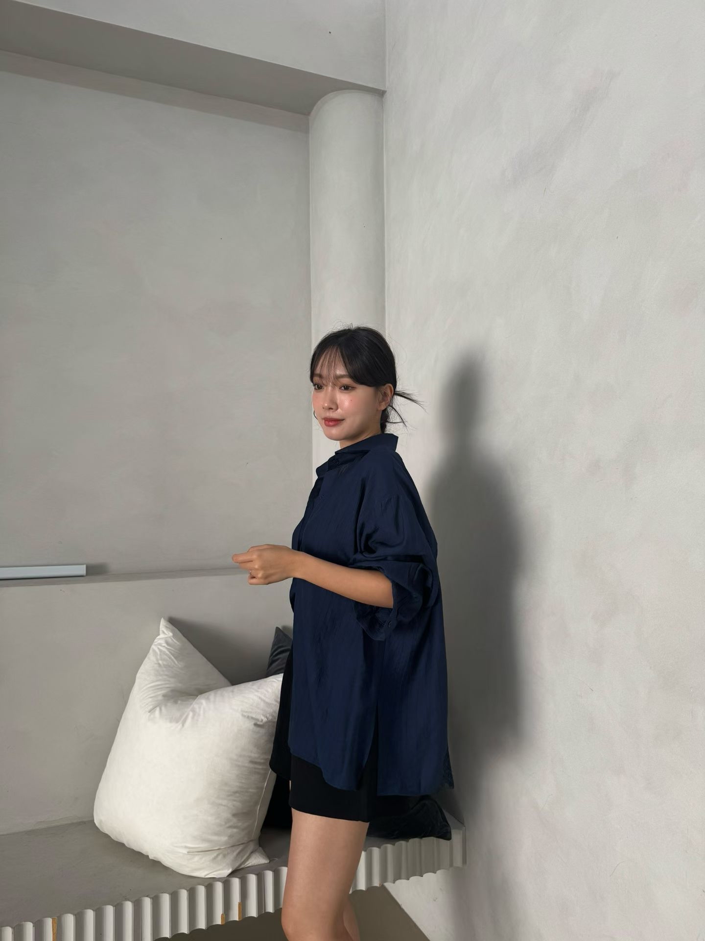 MA16 後背透肌蕾絲拼接寬鬆襯衫