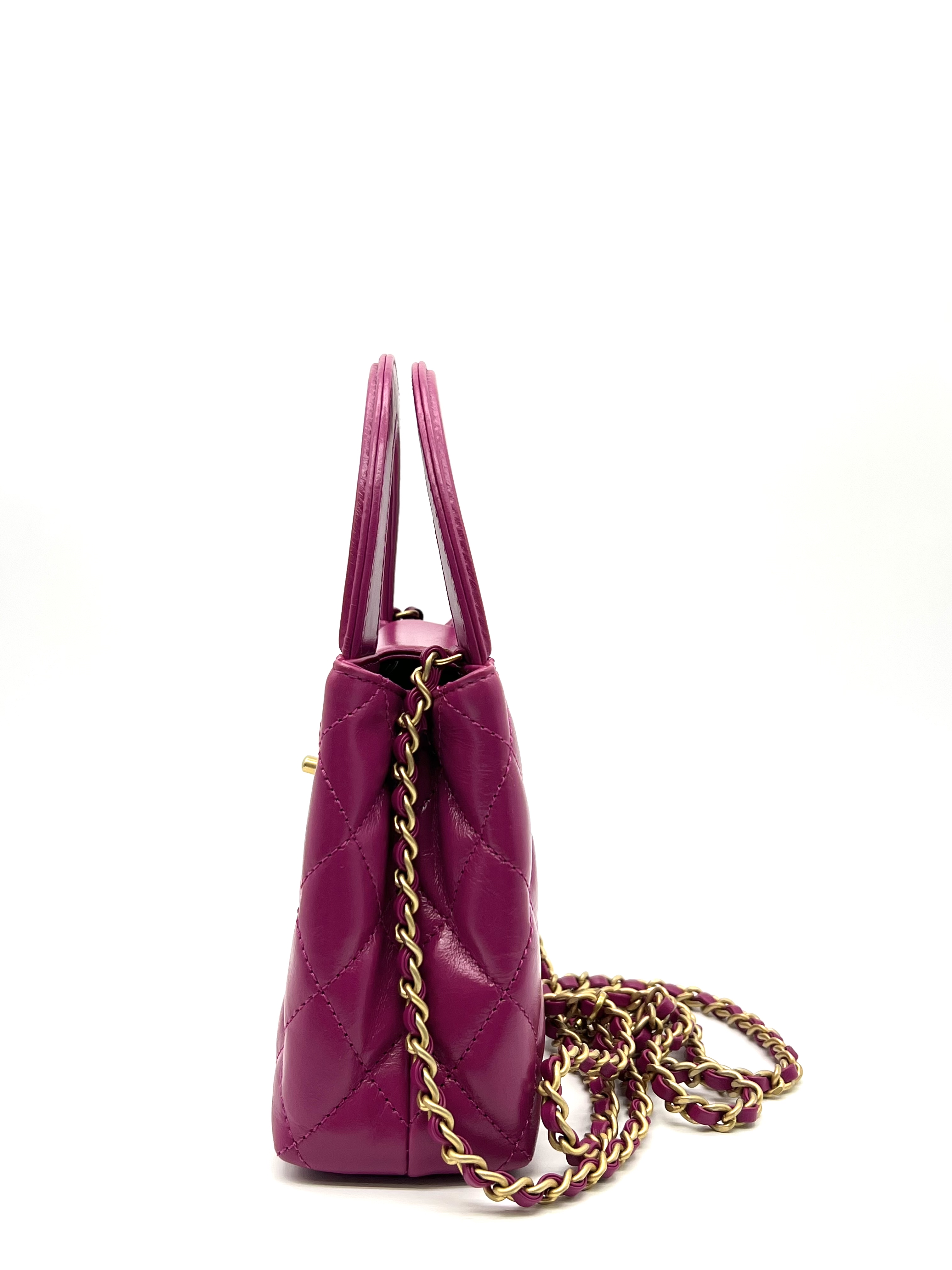 Pre-Owned CHANEL Kelly Mini Top Handle Bag / Product Code: 26051109