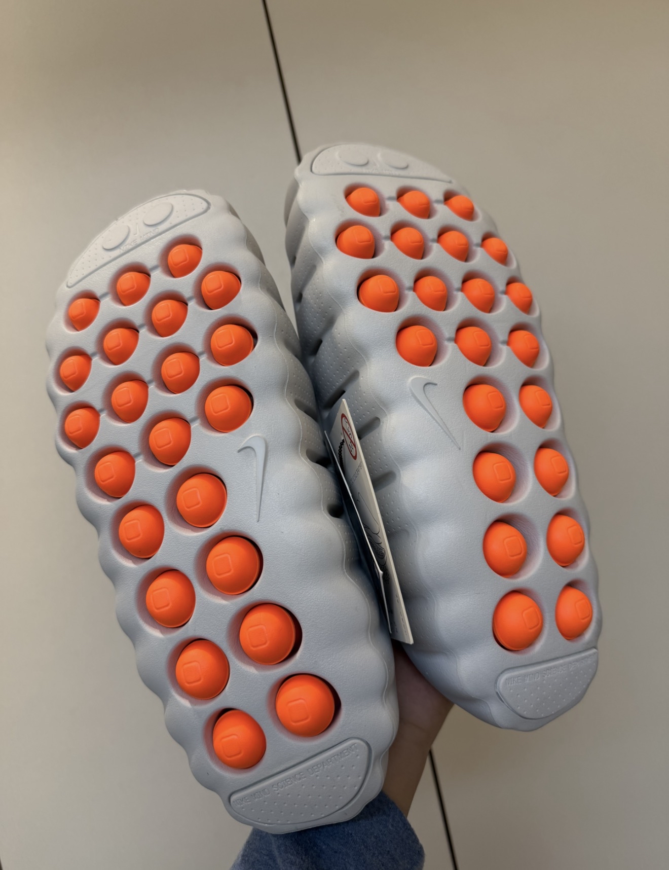 HQ4307-003 Nike Mind 001 Slide Light Smoke Grey HQ4307-003