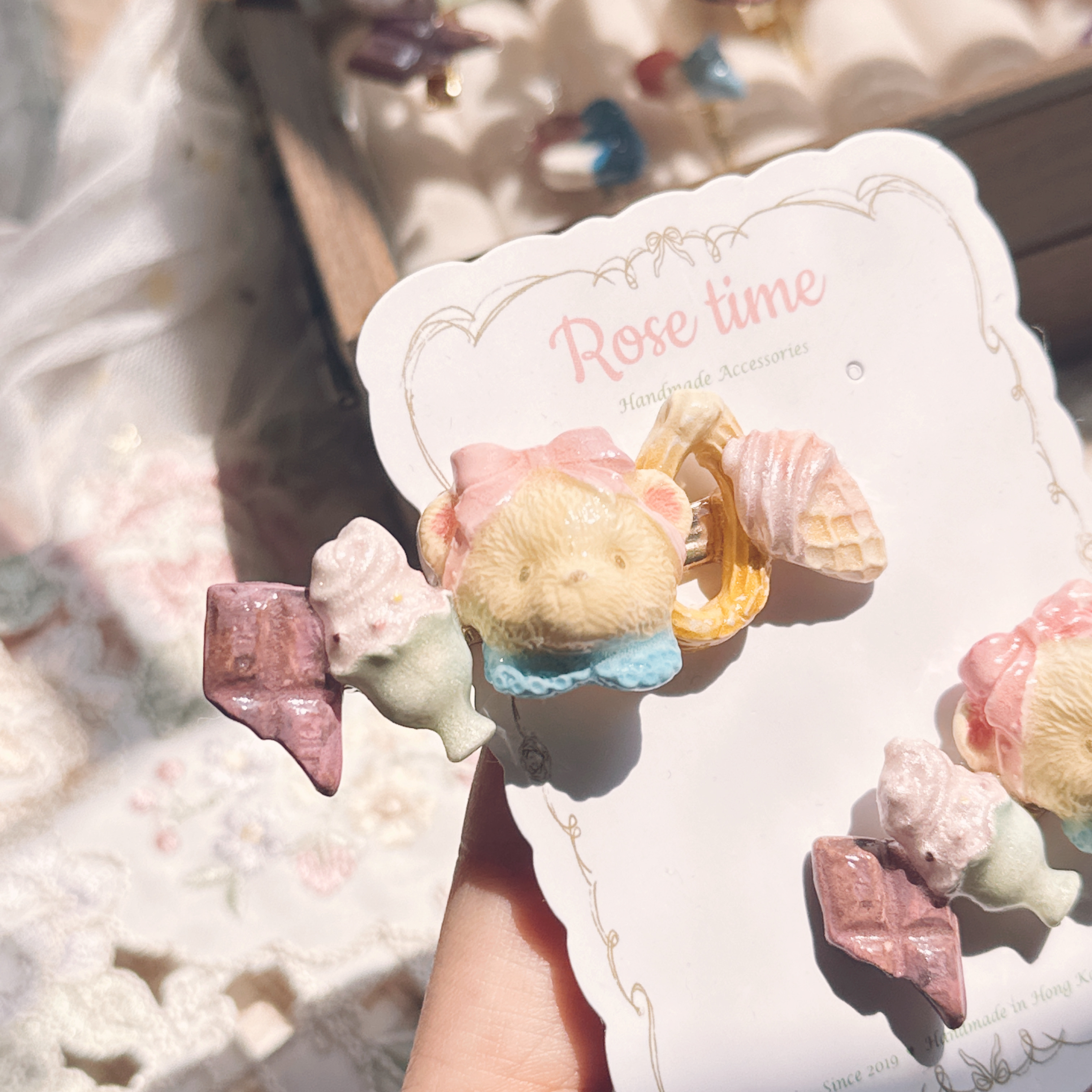 手繪 貪吃甜品小白熊🐻‍❄️髮夾 雪糕 🍦朱古力🍫