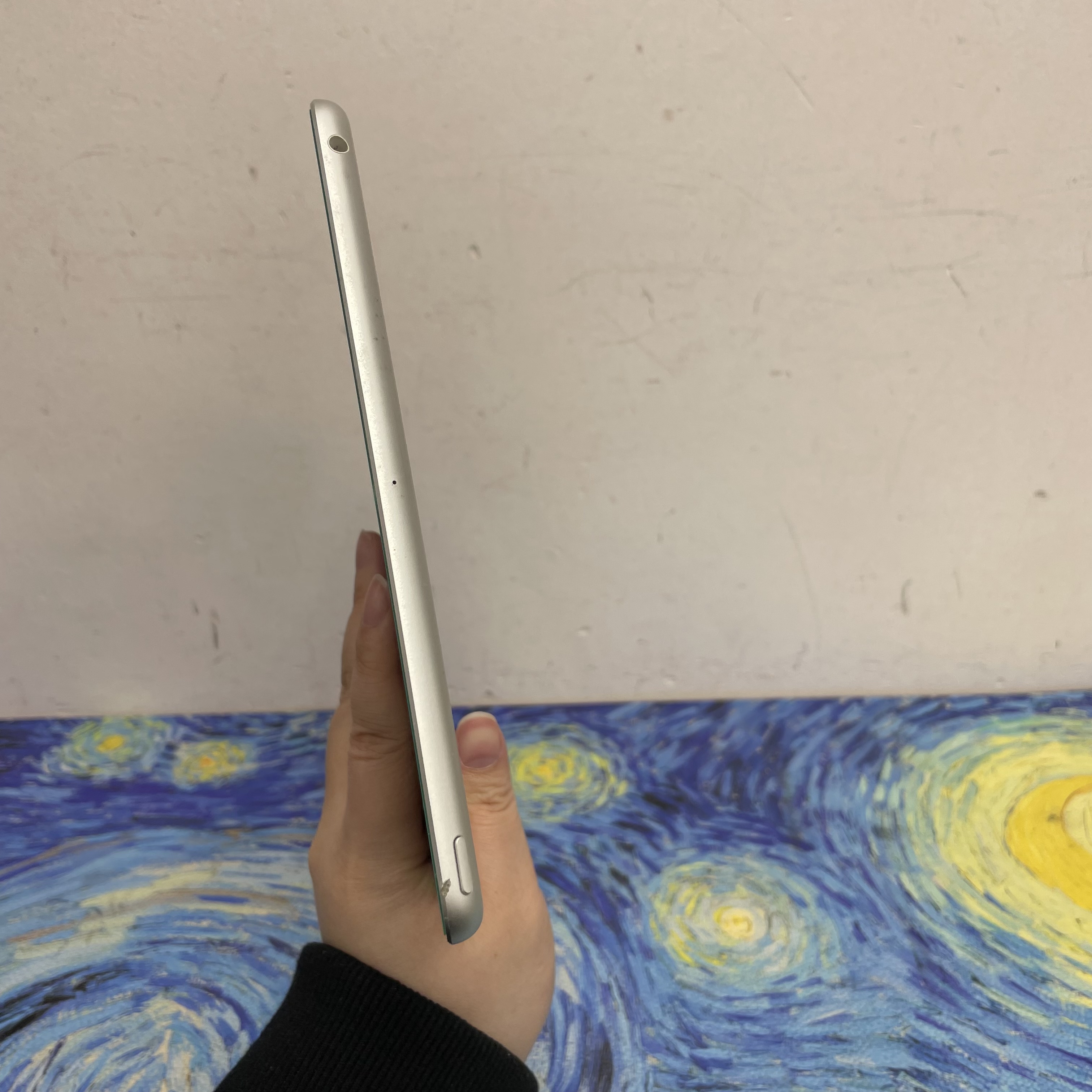 *D01493 iPad 7 靚機 32GB WIFI版 銀色 sliver