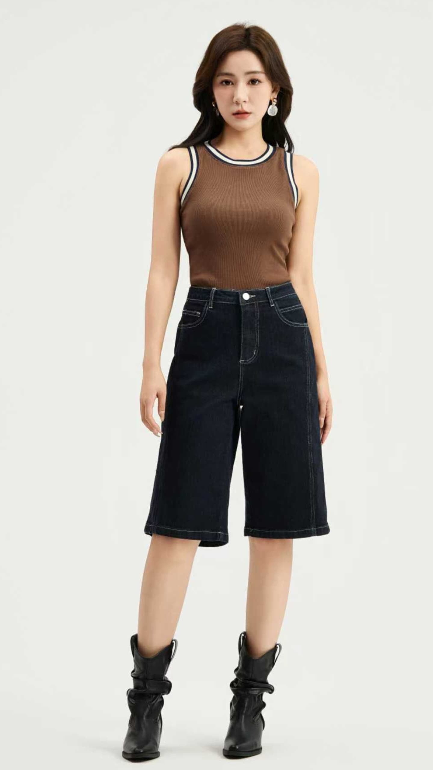 13241251 Classic Tailored Denim Shorts