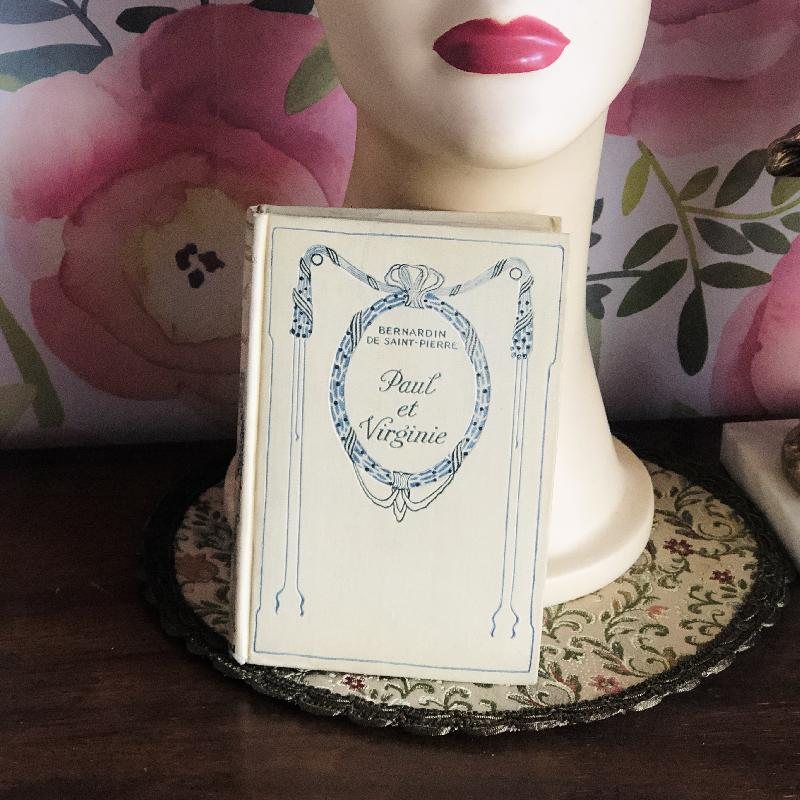 Antique 1920 French Novel Paul & Virginie by Bernadin de Saint -Pierre(MT1008)