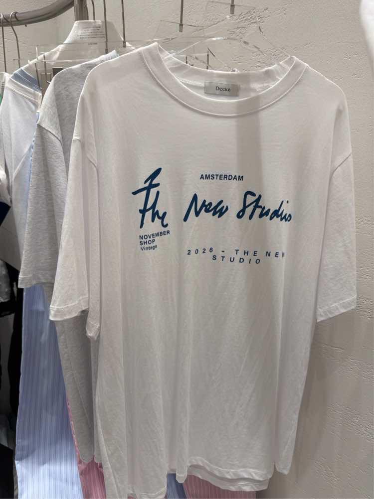 221131 The new studio tee W55 L73