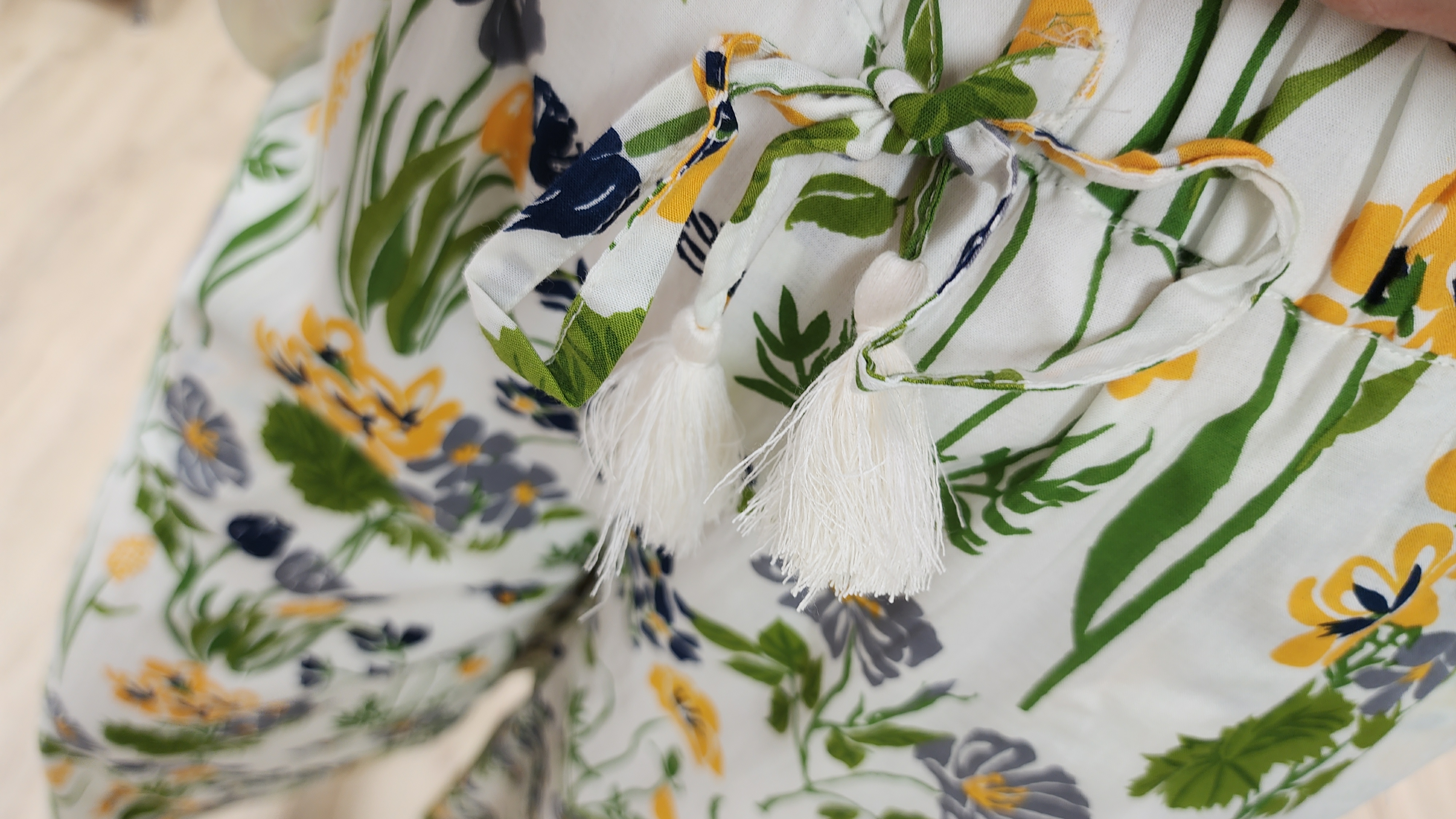 日牌粉綠花花圖案棉麻橡筋褲