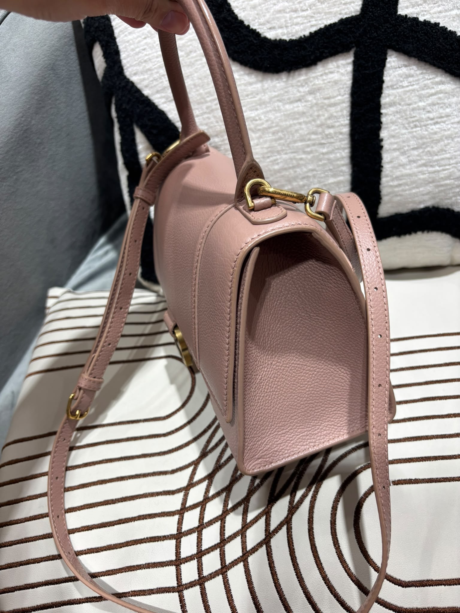 Balenciaga Nude Calfskin Hourglass 2 way bag 593546 100%Authentic, 98%New ✅Dust Bag