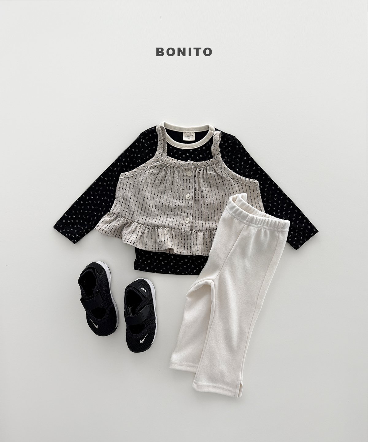 BONITO 9-Division Capri Pants