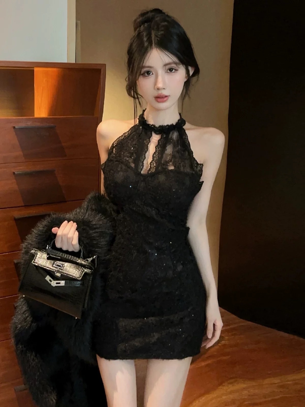 高级感带胸垫辣妹风无袖连衣裙亮片礼服