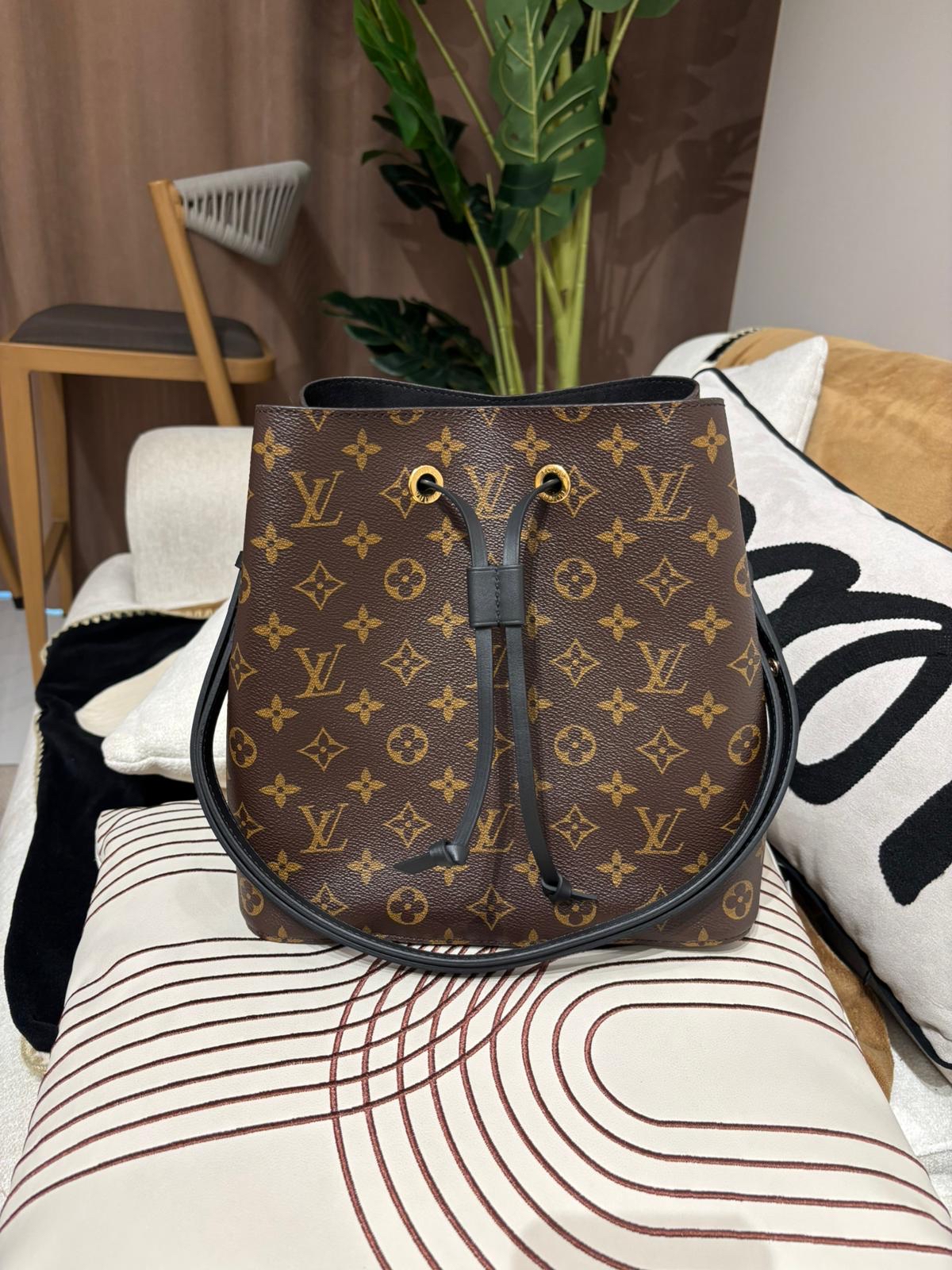 Lv Neonoe bucket bag NéoNoé MM  M44020 100%Authentic, 98%new ✅dust bag 