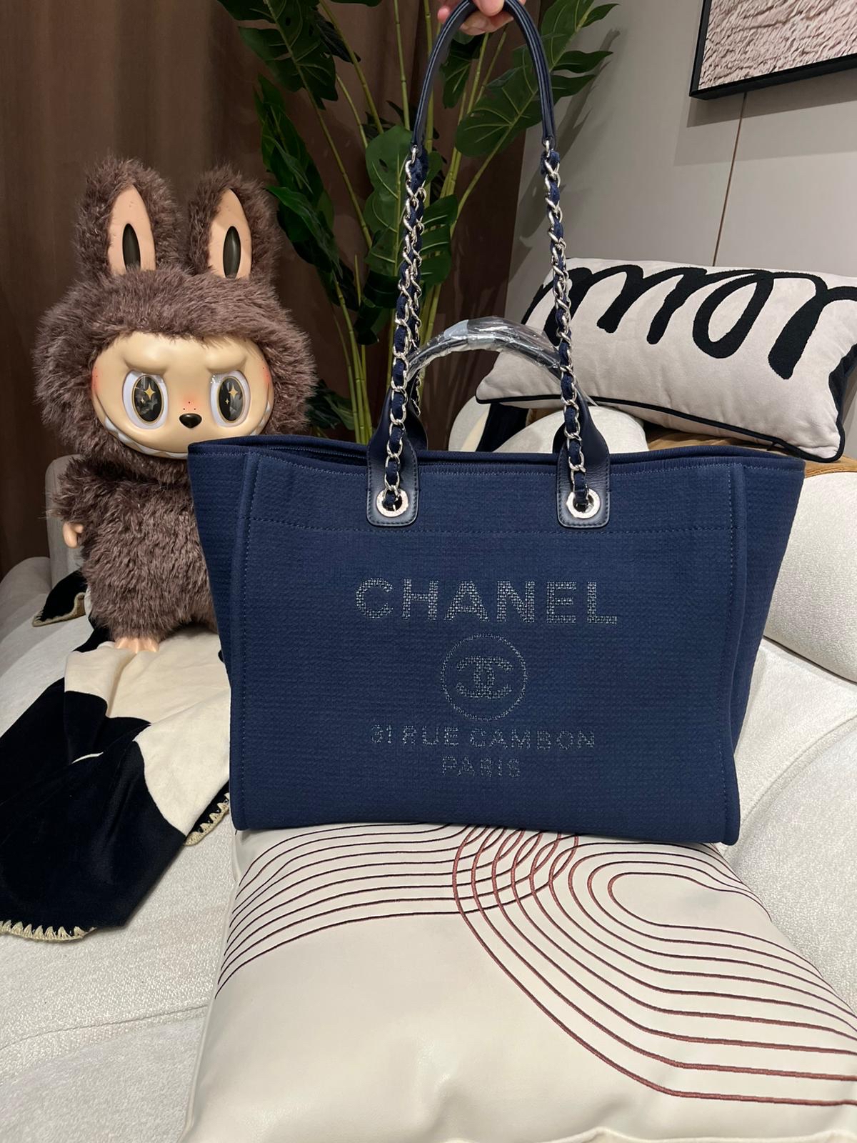 Chanel DEAUVILLE tote bag 100%Authentic ,95%new ✅晶片chip ✅pouch ✅dust bag