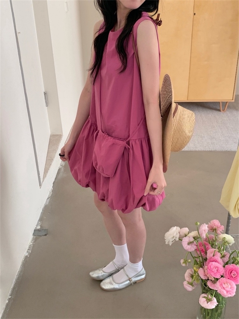 Agnes Puffy Dress free small crossbody bag 韩系减龄甜美背心花苞连衣裙配送🎁同色包包 ( 3 colours )