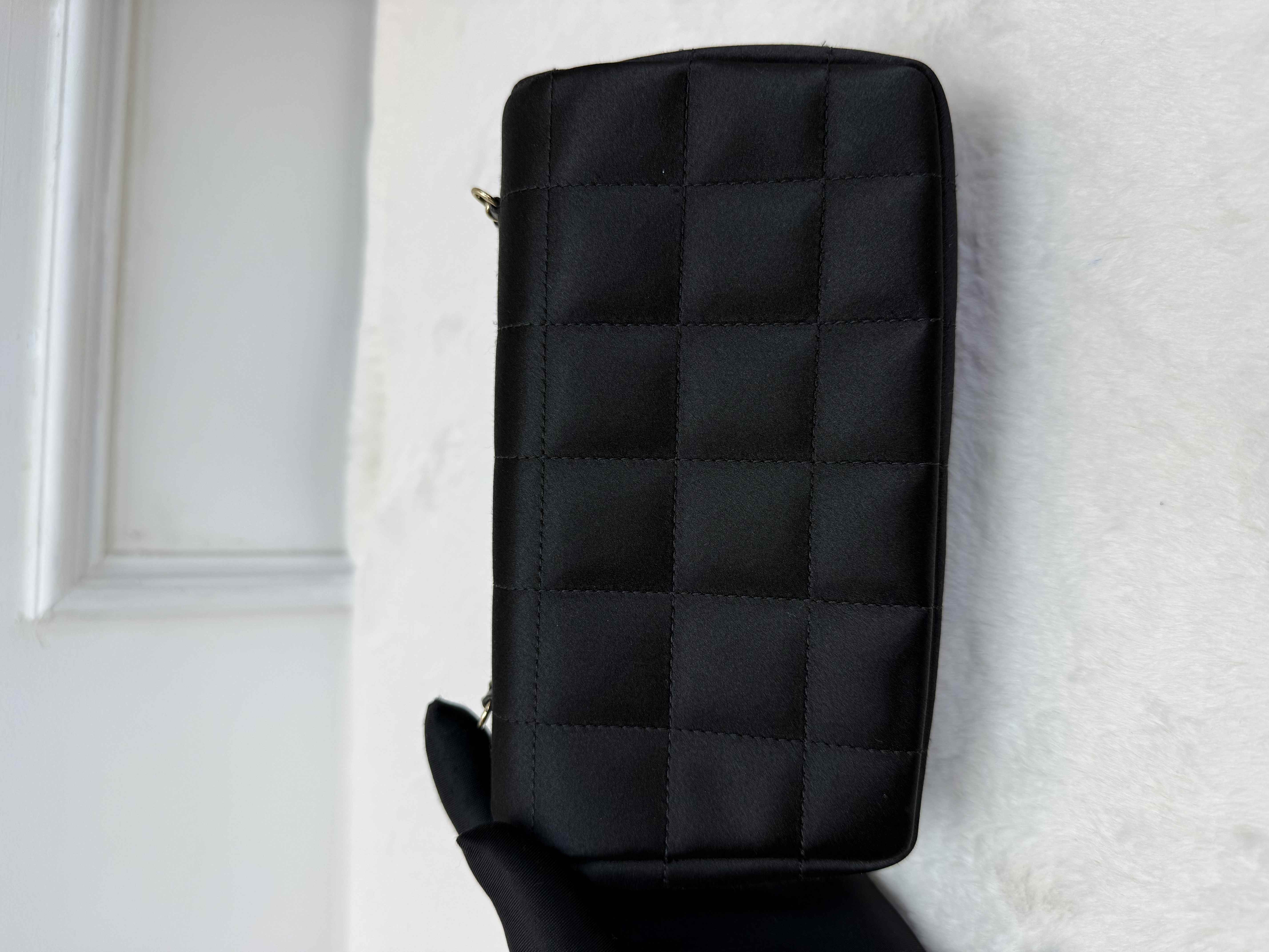 Chanel 香奈兒 冰格MiniCF綢緞配山茶花手機包「罕有精品」