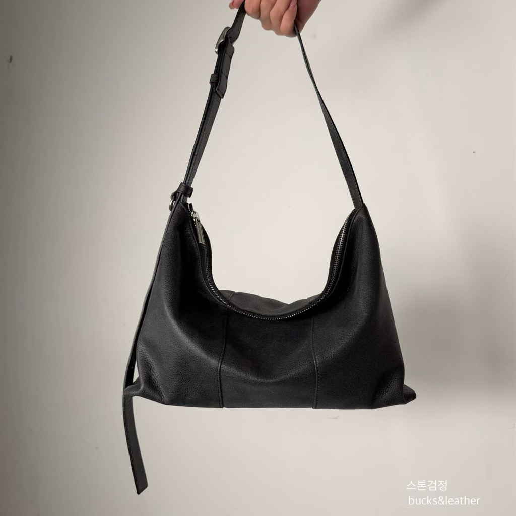 【26SS 】預訂_Corner Bag By Bucks & leather