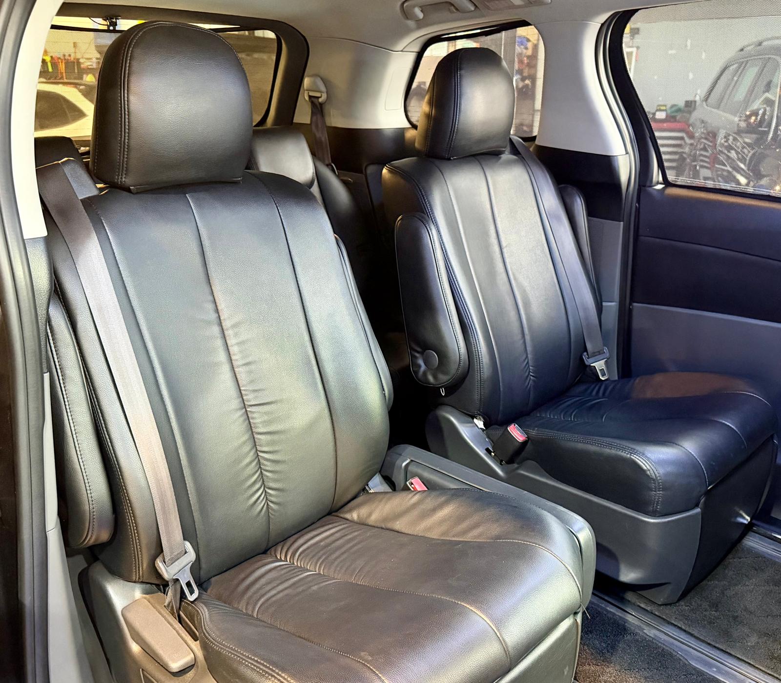 Toyota Estima 2.4 2010