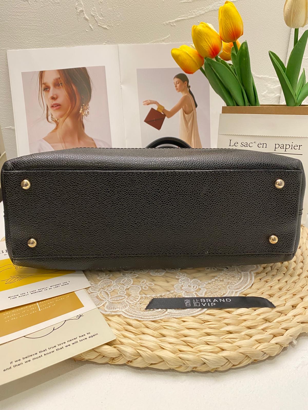 Chanel Caviar Leather CC Shoulder Bag