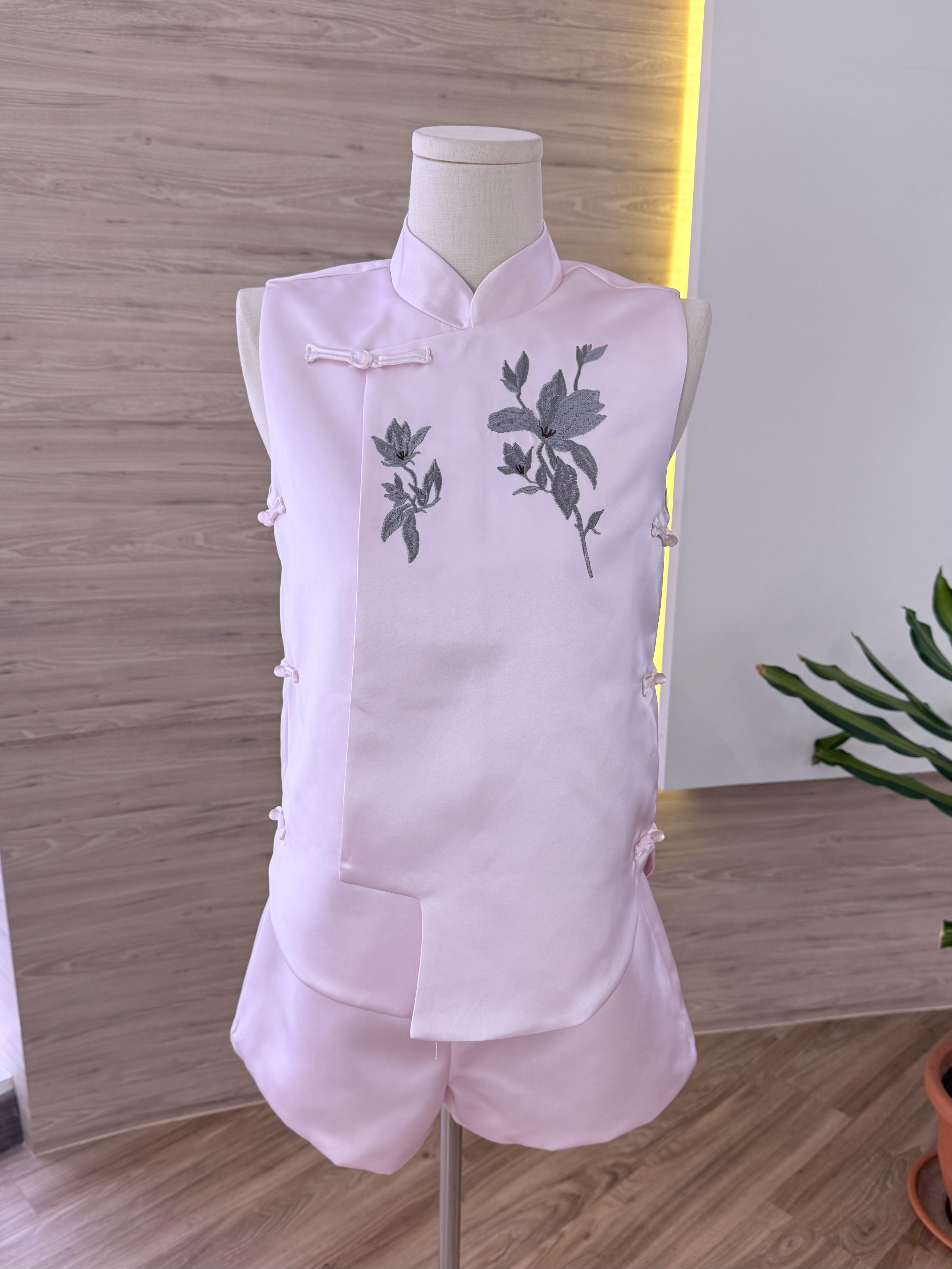 Roxanna Oriental Set Wear