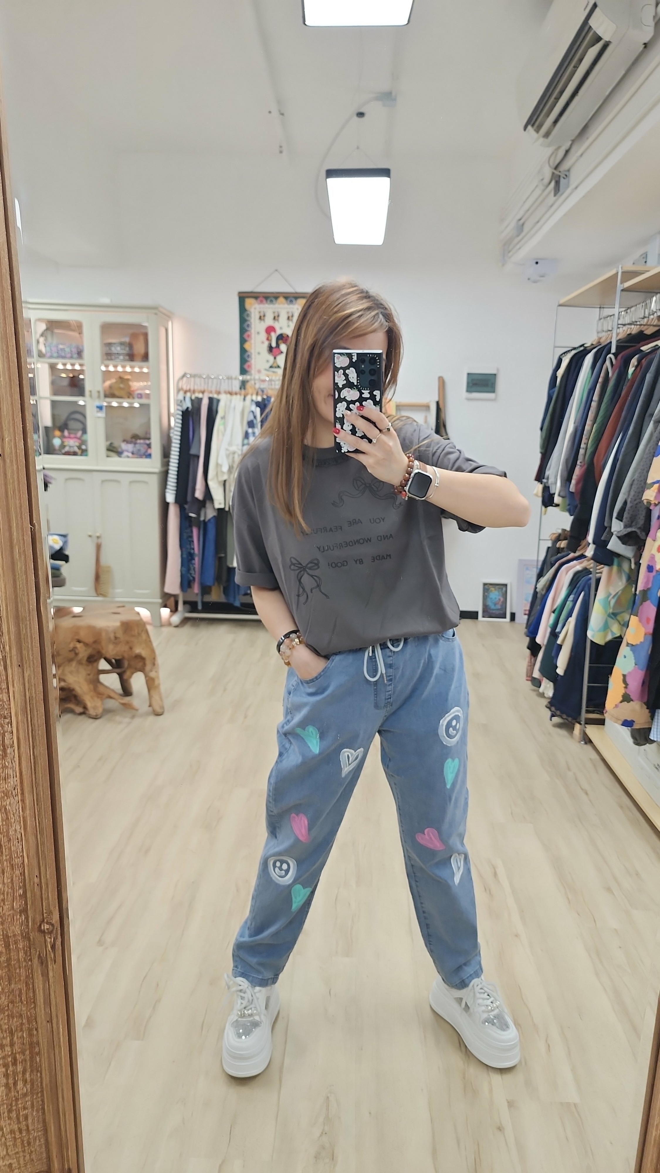 韓國炭灰蝴蝶結印圖Tee