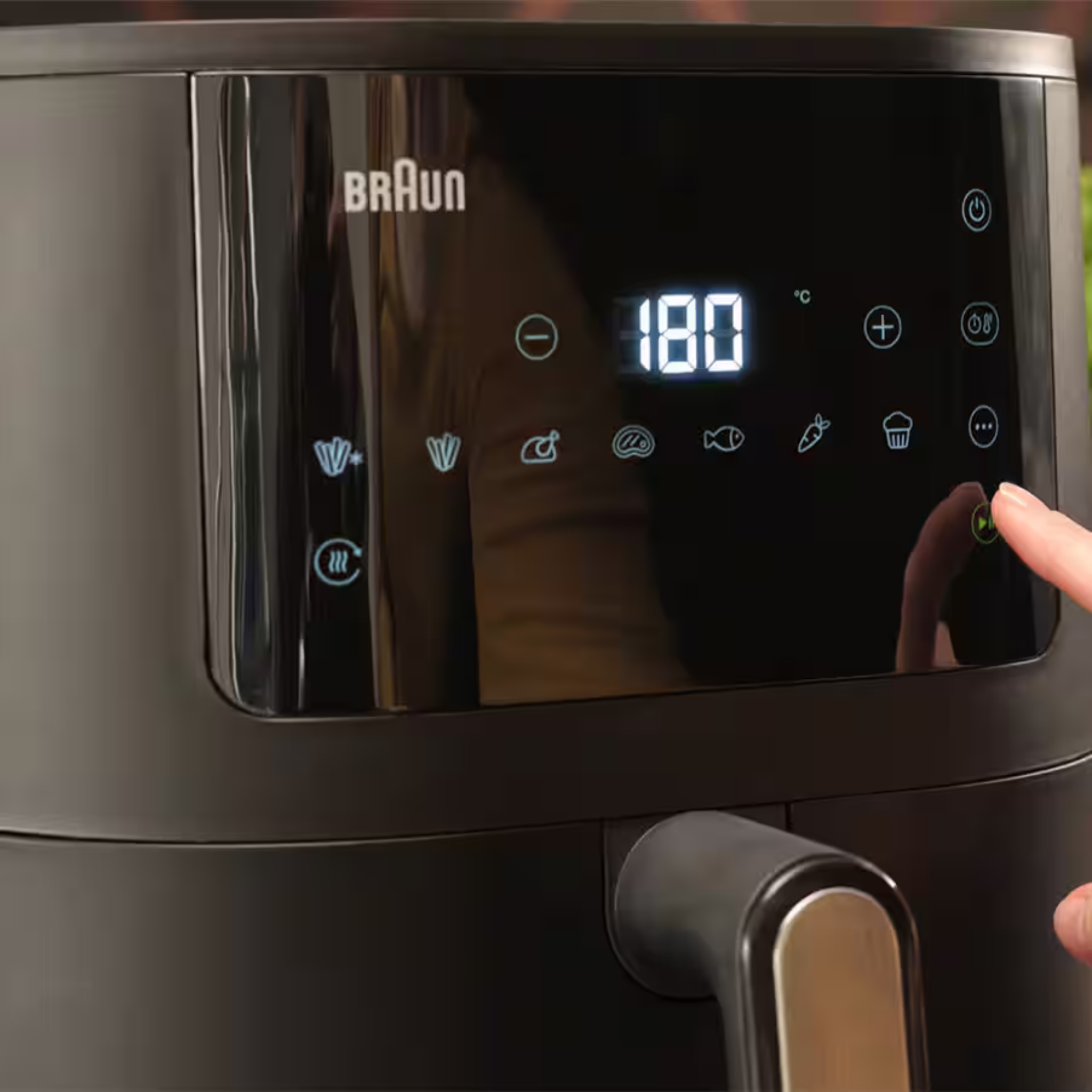 Braun 3.5L Healthy Heart Air Fryer (HF3030)