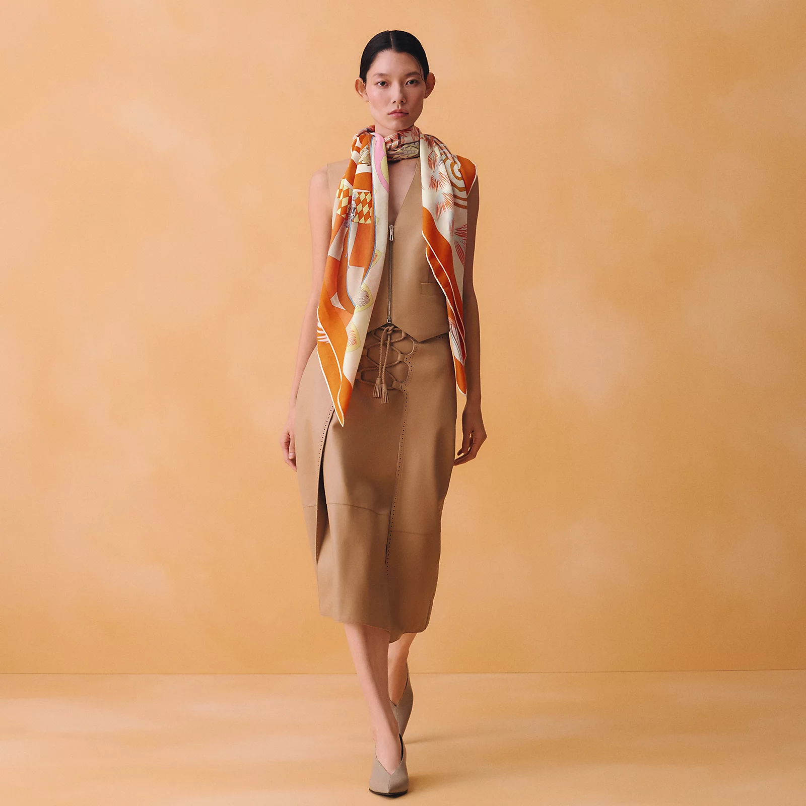 Hermès 全新🆕 絲絨混紡，飾有手工捲邊 Cheval Masque 假面駿馬圖案圍巾披肩