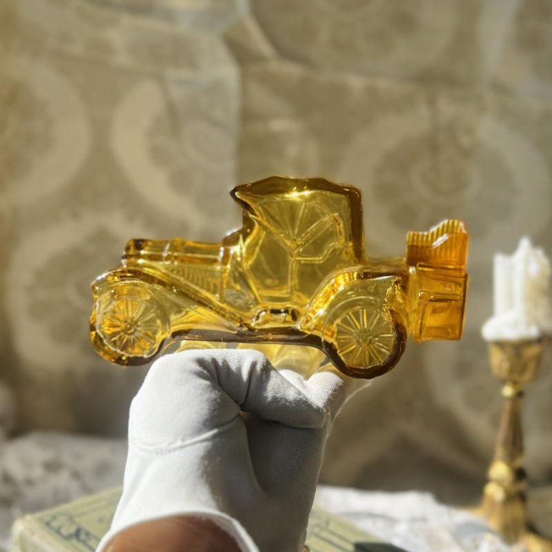 C.a. 1970-80s 1970s Avon Vintage Car Amber Glass Cologne Decanter (MT2393)
