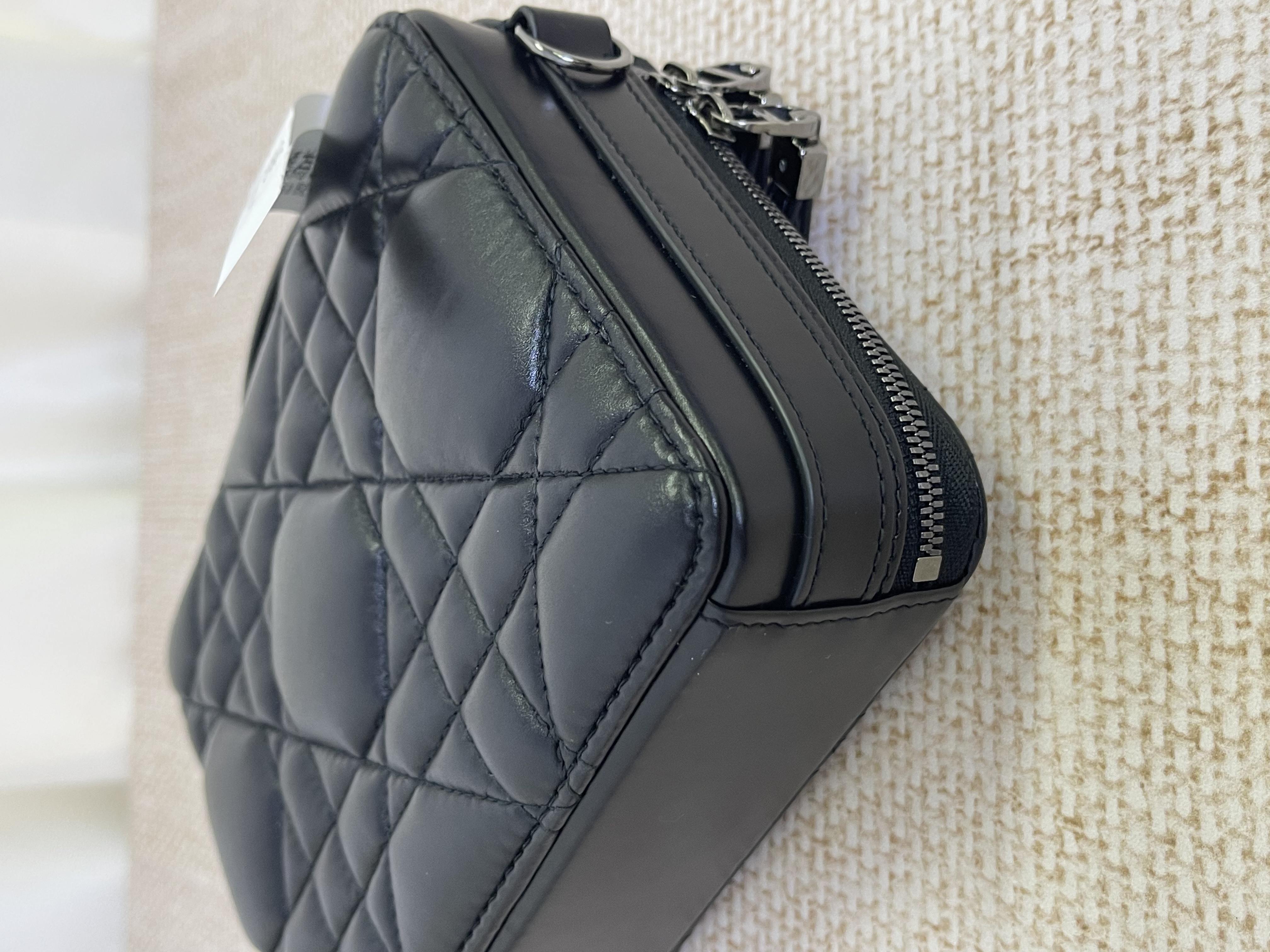 直播貨品 |  [1個-$100 2個-$300］BB10